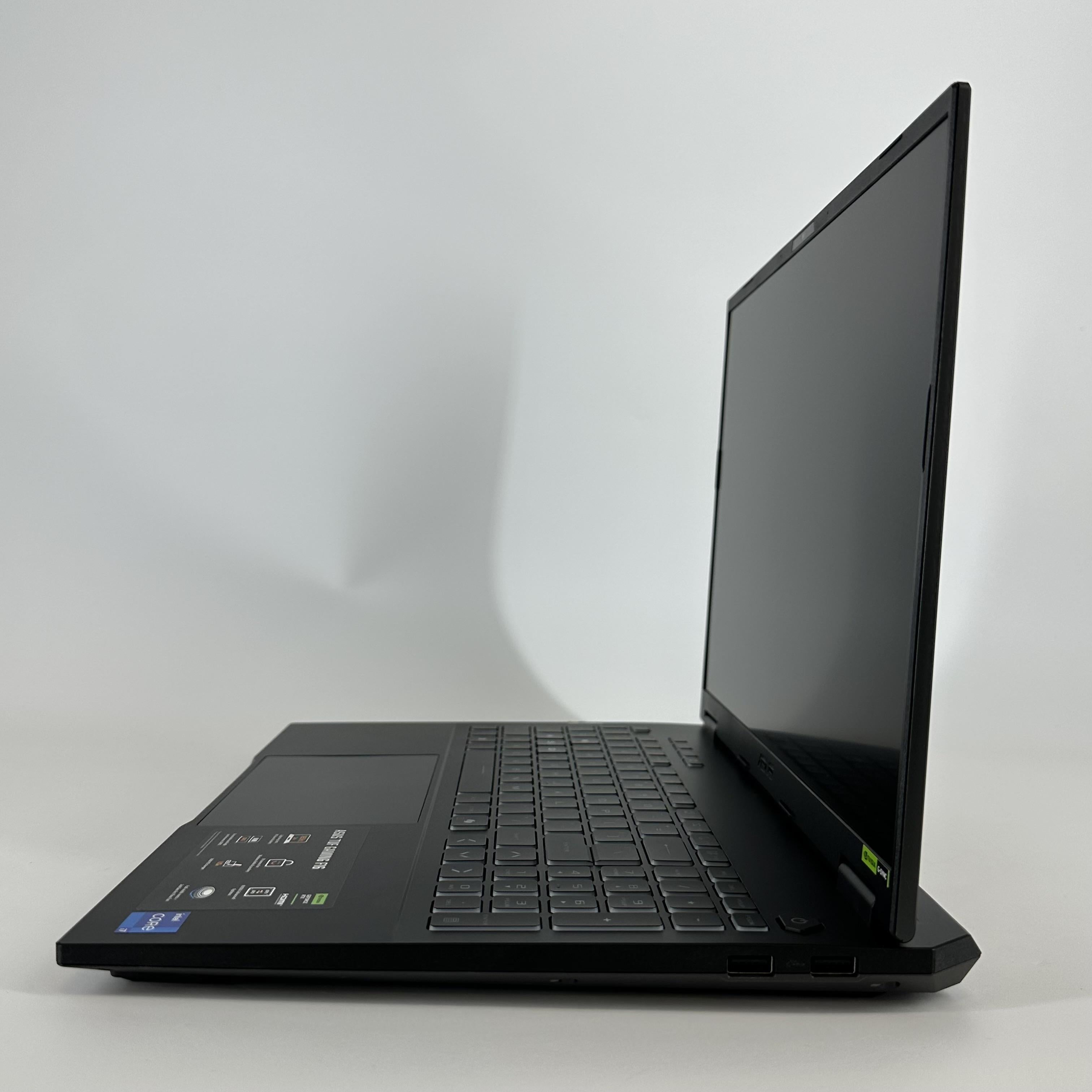 Asus TUF F16 16 Jaeger Gray 2.2 GHz Intel Core i7 14th Gen. 32GB RAM 512GB Solid State Drive 4TB Solid State Drive NVIDIA GeForce RTX 5060 8 GB