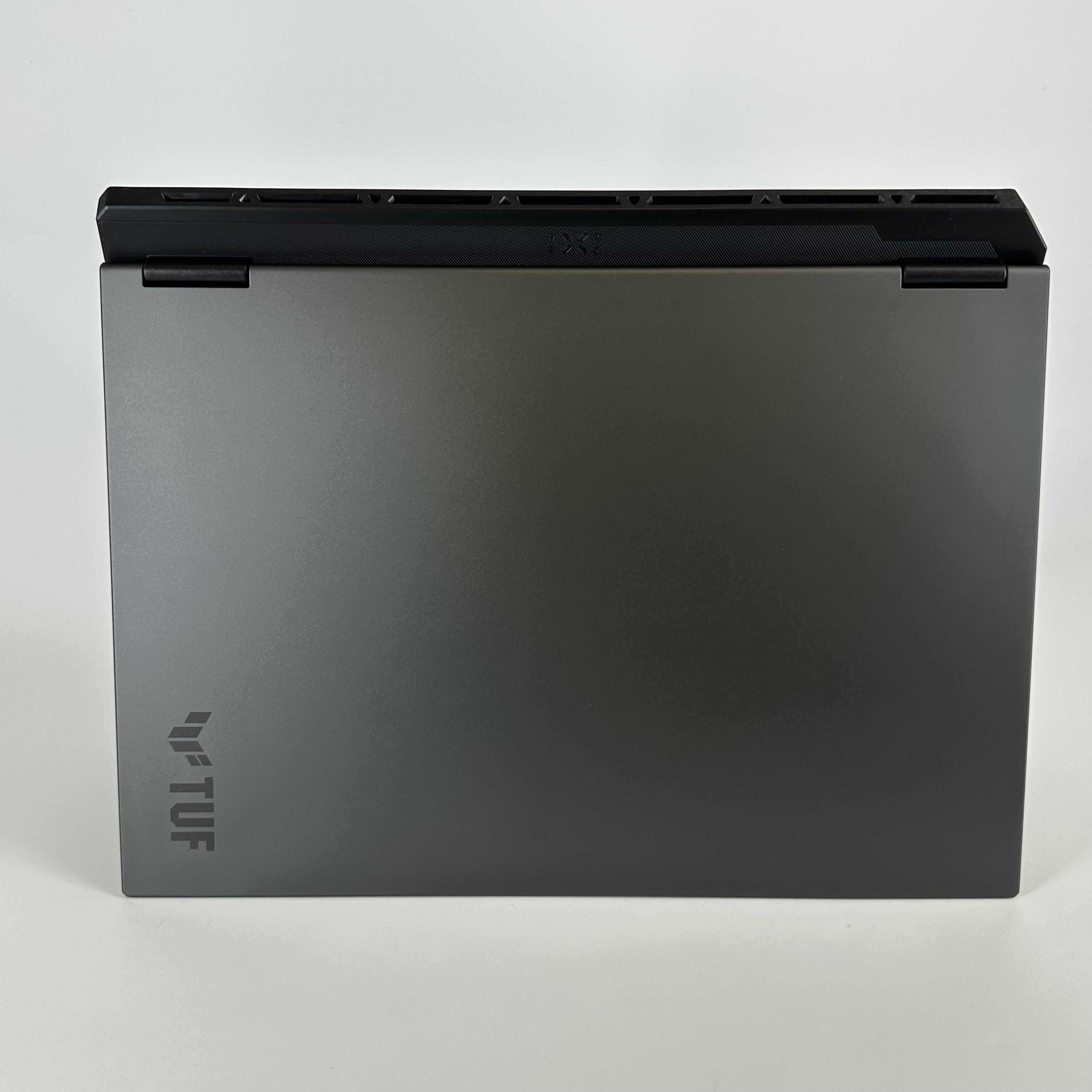 Asus TUF F16 16 Jaeger Gray 2.2 GHz Intel Core i7 14th Gen. 32GB RAM 512GB Solid State Drive 4TB Solid State Drive NVIDIA GeForce RTX 5060 8 GB