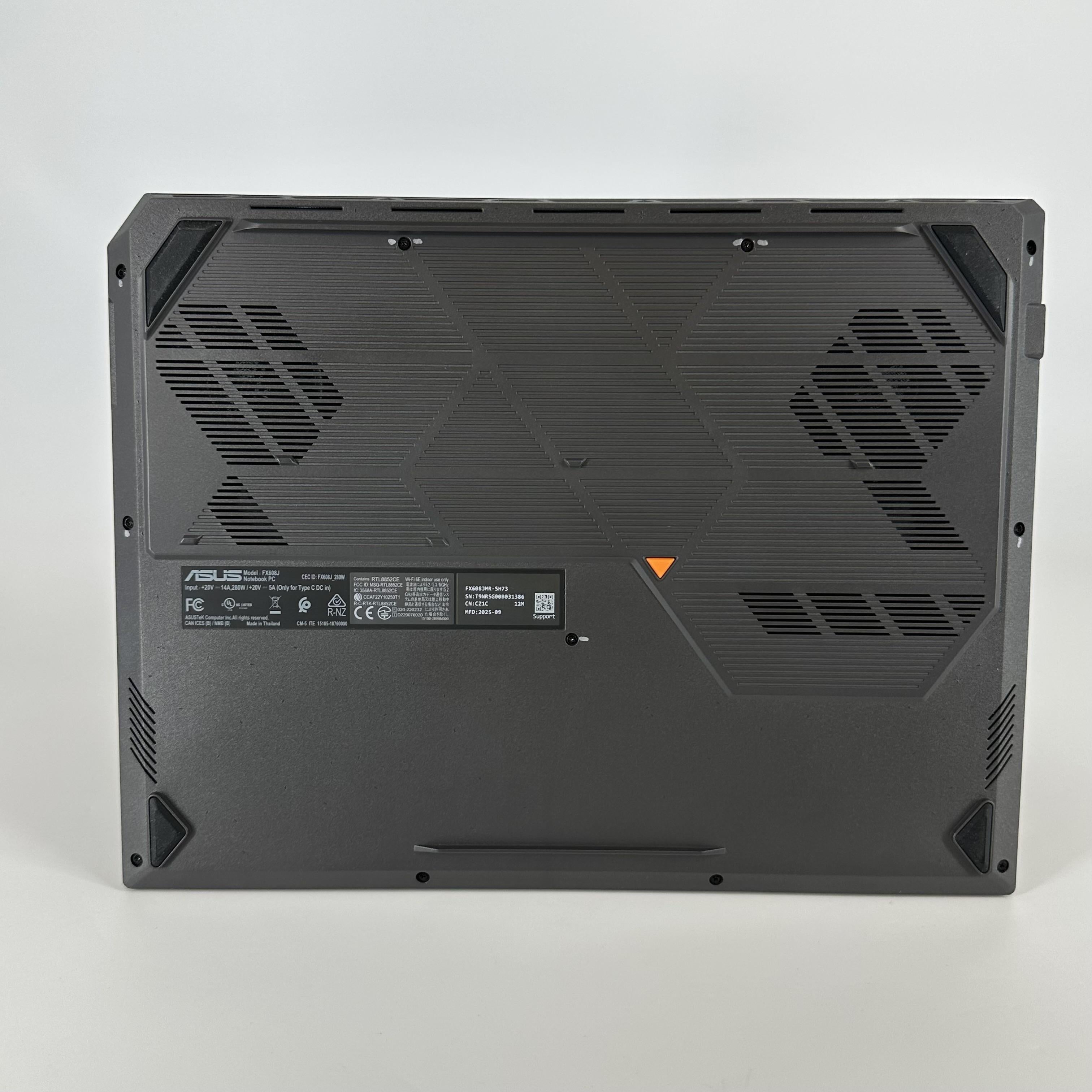 Asus TUF F16 16 Jaeger Gray 2.2 GHz Intel Core i7 14th Gen. 32GB RAM 512GB Solid State Drive 4TB Solid State Drive NVIDIA GeForce RTX 5060 8 GB