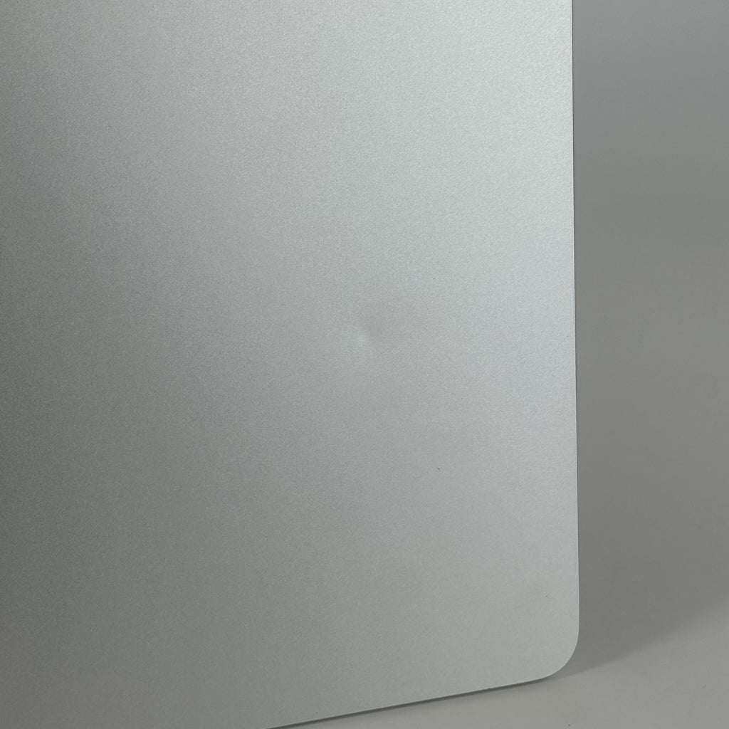 Microsoft Surface Laptop 7 13.8 Platinum WiFi 2.2 GHz Intel Core Ultra 7 Series 2 32GB RAM 512GB Solid State Drive