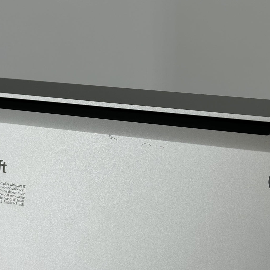 Microsoft Surface Laptop 7 13.8 Platinum WiFi 2.2 GHz Intel Core Ultra 7 Series 2 32GB RAM 512GB Solid State Drive