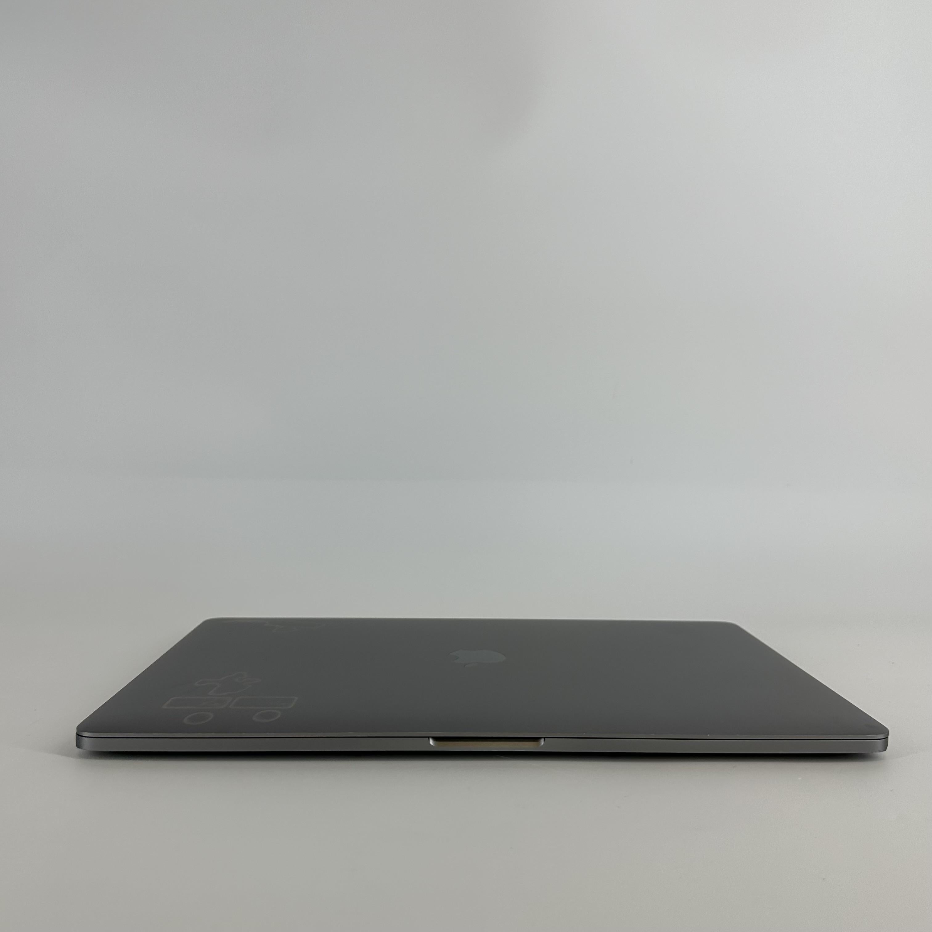 Apple MacBook Pro 15 Touch Bar 2018 Space Gray 2.9 GHz Intel Core i9 8th Gen. 32GB RAM 1TB Solid State Drive AMD Radeon Pro 560X 4 GB