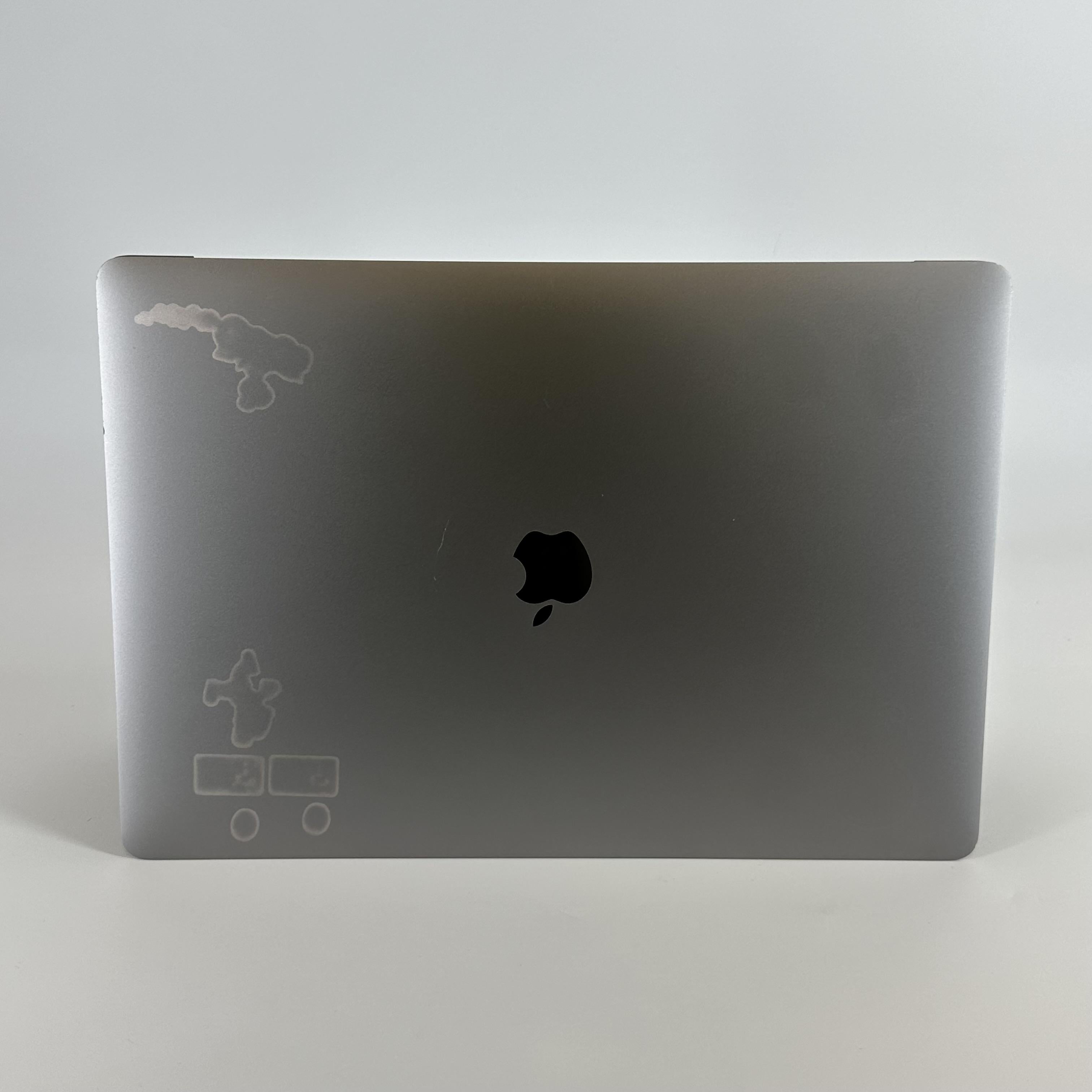 Apple MacBook Pro 15 Touch Bar 2018 Space Gray 2.9 GHz Intel Core i9 8th Gen. 32GB RAM 1TB Solid State Drive AMD Radeon Pro 560X 4 GB