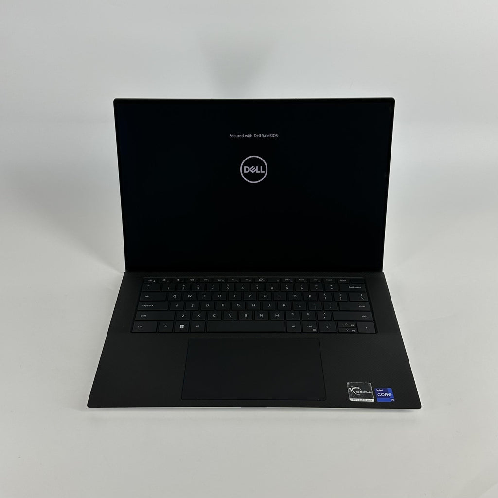 Dell XPS 15 9530 Silver 2.6 GHz Intel Core i9 13th Gen. 32GB RAM 1TB Solid State Drive NVIDIA GeForce RTX 4060 8 GB