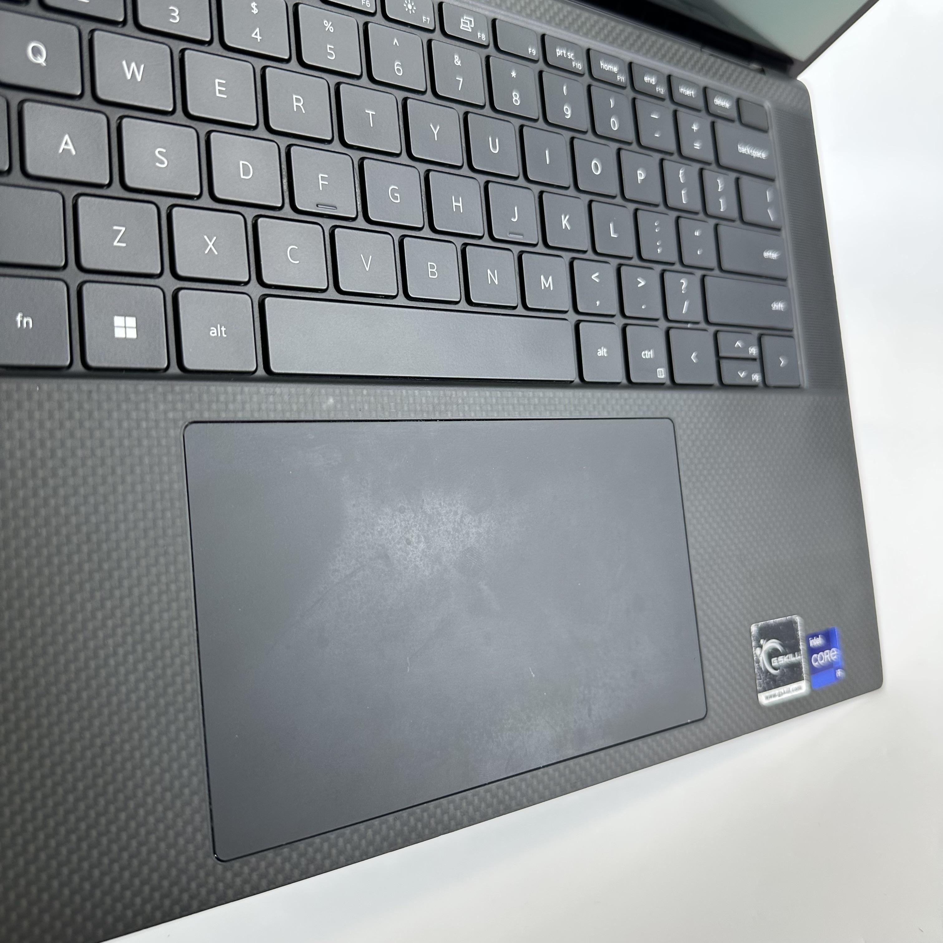 Dell XPS 15 9530 Silver 2.6 GHz Intel Core i9 13th Gen. 32GB RAM 1TB Solid State Drive NVIDIA GeForce RTX 4060 8 GB