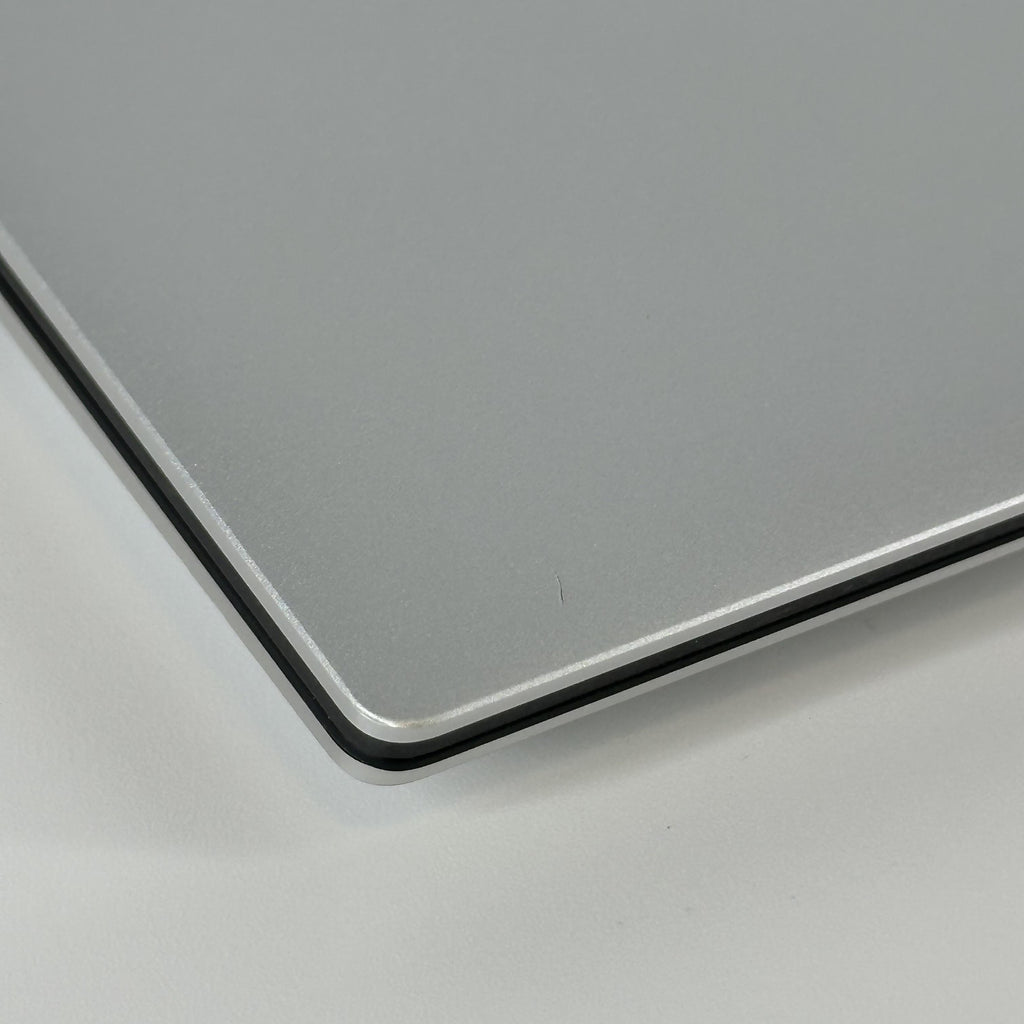 Dell XPS 15 9530 Silver 2.6 GHz Intel Core i9 13th Gen. 64GB RAM 512GB Solid State Drive NVIDIA GeForce RTX 4060 8 GB