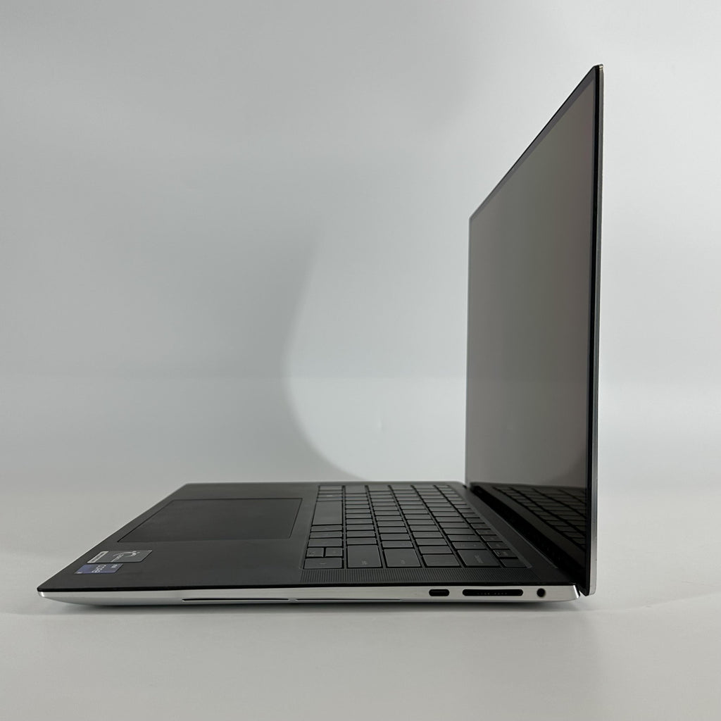 Dell XPS 15 9530 Silver 2.6 GHz Intel Core i9 13th Gen. 32GB RAM 1TB Solid State Drive NVIDIA GeForce RTX 4060 8 GB