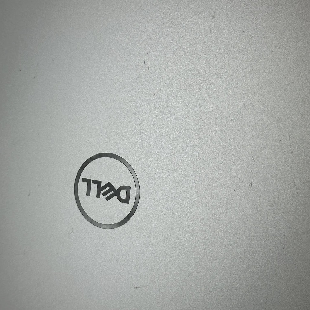 Dell XPS 15 9530 Silver 2.6 GHz Intel Core i9 13th Gen. 32GB RAM 1TB Solid State Drive NVIDIA GeForce RTX 4060 8 GB