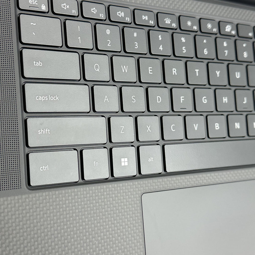 Dell XPS 15 9530 Silver 2.6 GHz Intel Core i9 13th Gen. 64GB RAM 512GB Solid State Drive NVIDIA GeForce RTX 4060 8 GB
