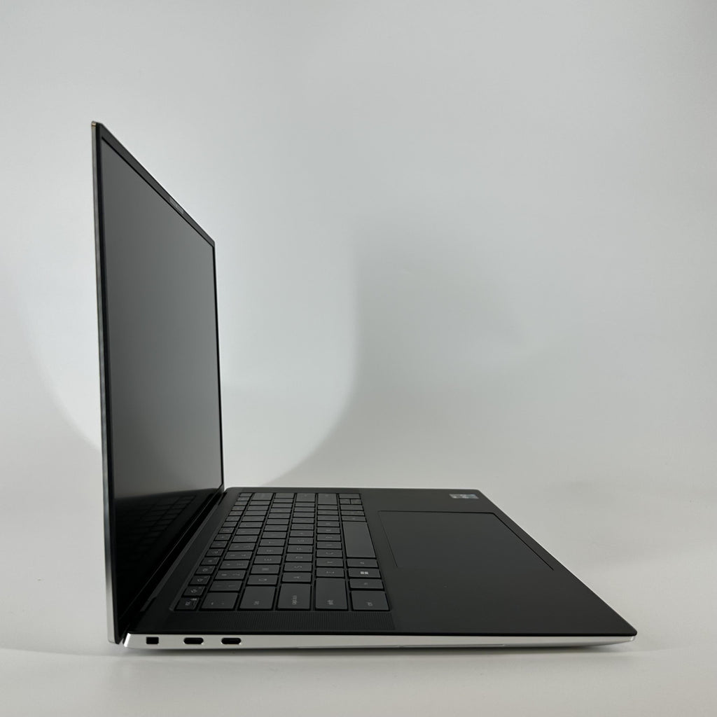 Dell XPS 15 9530 Silver 2.6 GHz Intel Core i9 13th Gen. 64GB RAM 512GB Solid State Drive NVIDIA GeForce RTX 4060 8 GB
