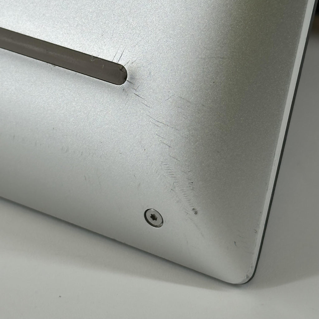 Dell XPS 15 9530 Silver 2.6 GHz Intel Core i9 13th Gen. 32GB RAM 1TB Solid State Drive NVIDIA GeForce RTX 4060 8 GB