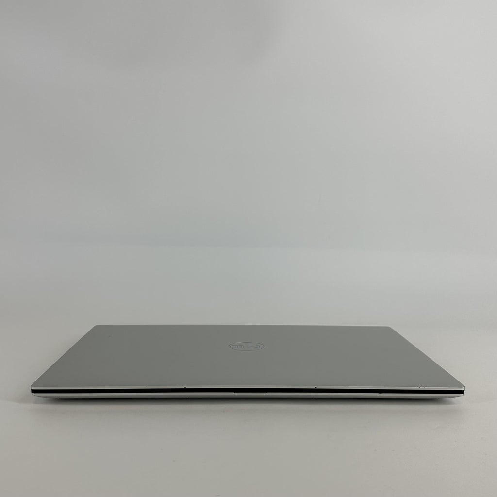 Dell XPS 15 9520 Silver 2.5 GHz Intel Core i9 12th Gen. 64GB RAM 1TB Solid State Drive NVIDIA GeForce RTX 3050 Ti 4 GB