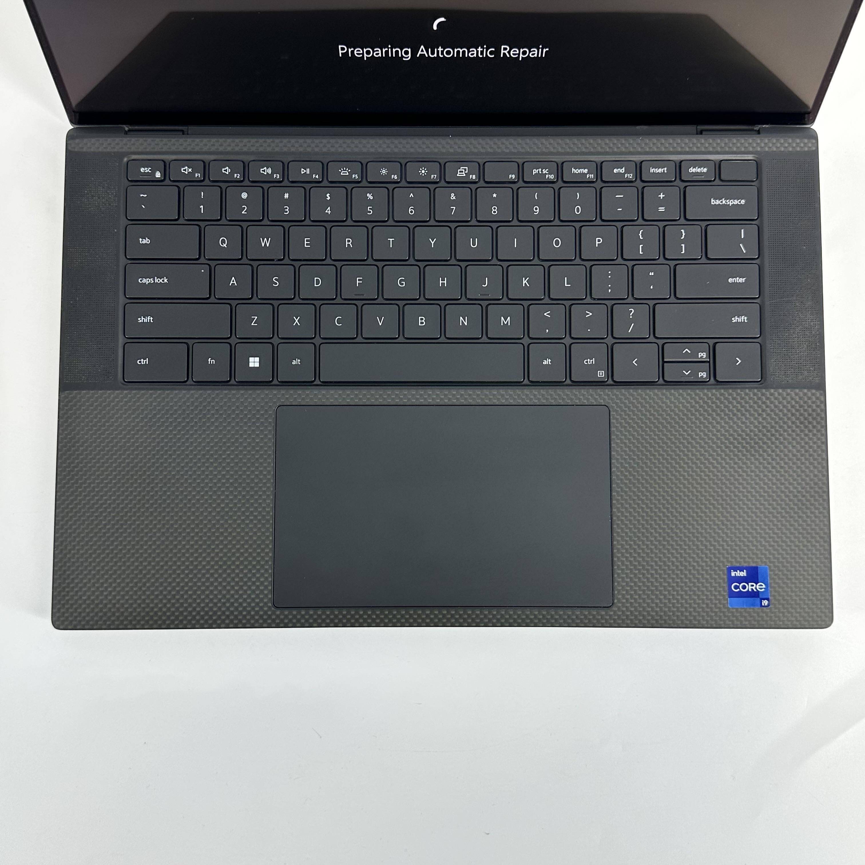 Dell XPS 15 9520 Silver 2.5 GHz Intel Core i9 12th Gen. 64GB RAM 1TB Solid State Drive NVIDIA GeForce RTX 3050 Ti 4 GB