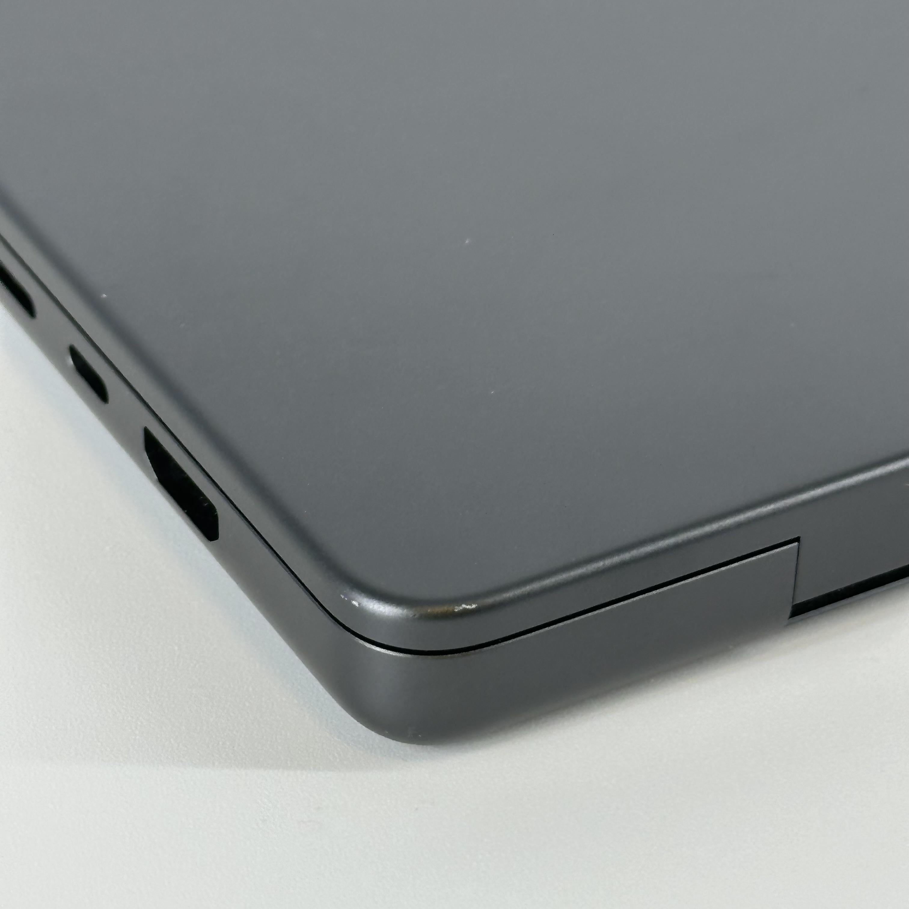 Apple MacBook Pro 16 2024 Space Black M4 Max 16-Core CPU 64GB Unified Memory 1TB Solid State Drive 40-Core GPU