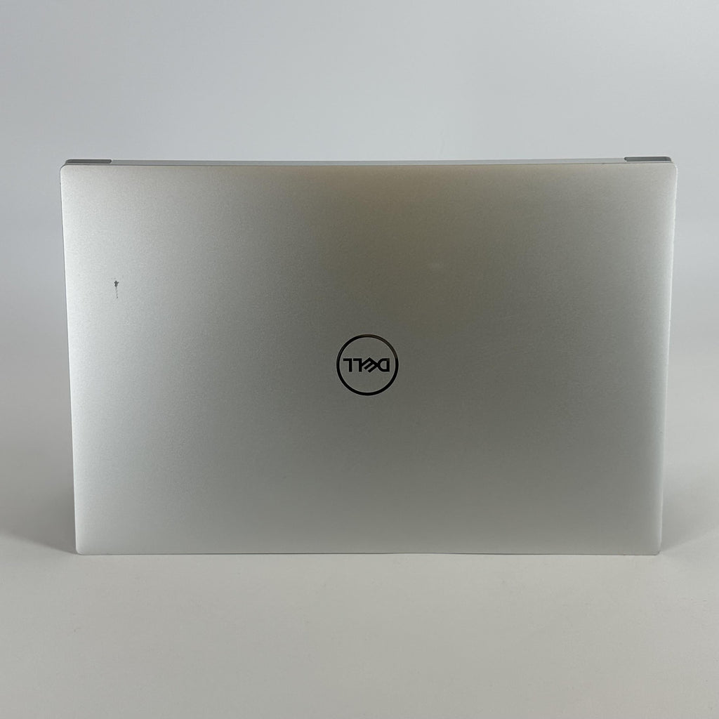 Dell XPS 15 9520 Silver 2.5 GHz Intel Core i9 12th Gen. 64GB RAM 1TB Solid State Drive NVIDIA GeForce RTX 3050 Ti 4 GB