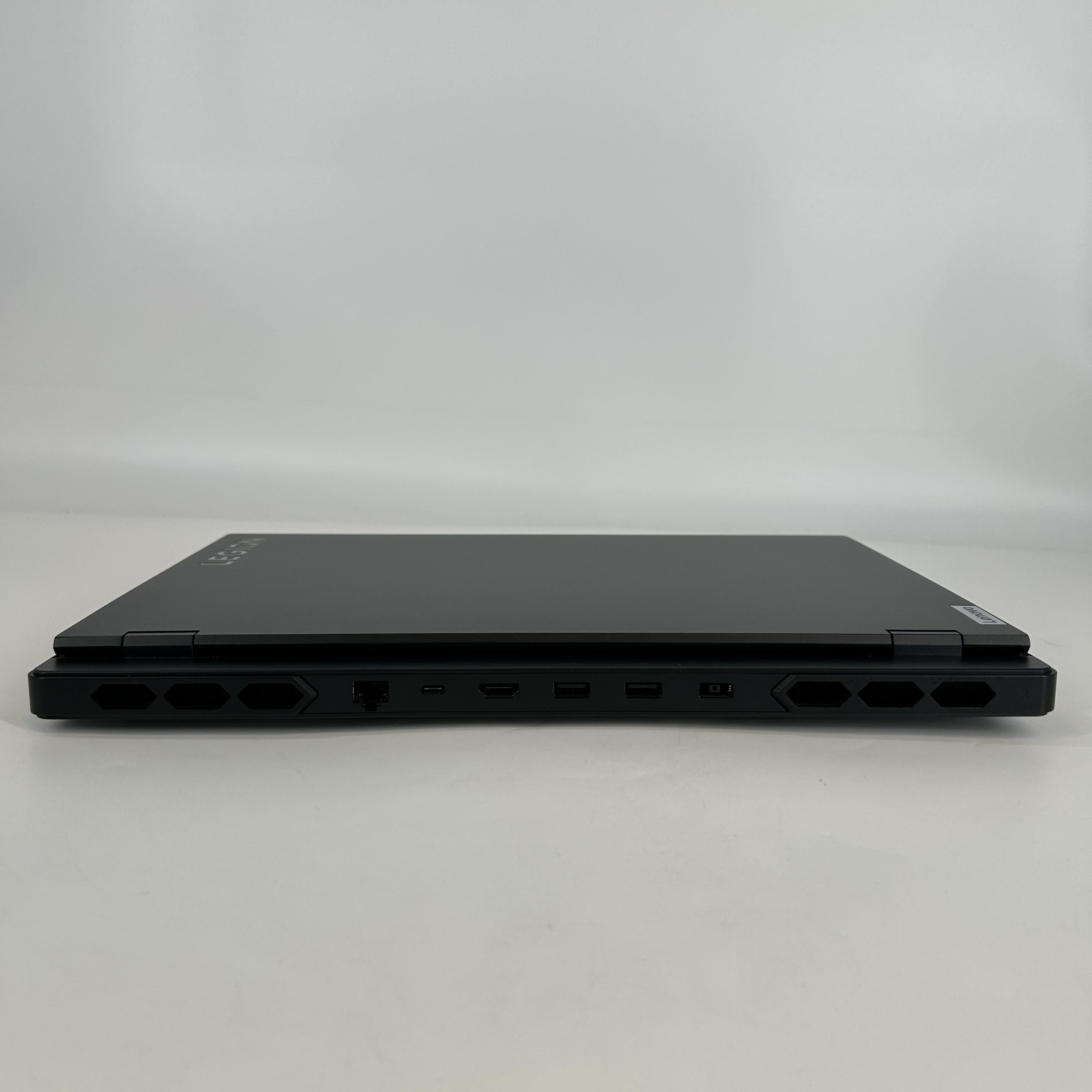 Lenovo Legion Pro 7i Gen 9 16 Black 2.2 GHz Intel Core i9 14th Gen. 32GB RAM 1TB Solid State Drive 1TB Solid State Drive NVIDIA GeForce RTX 4090 16 GB