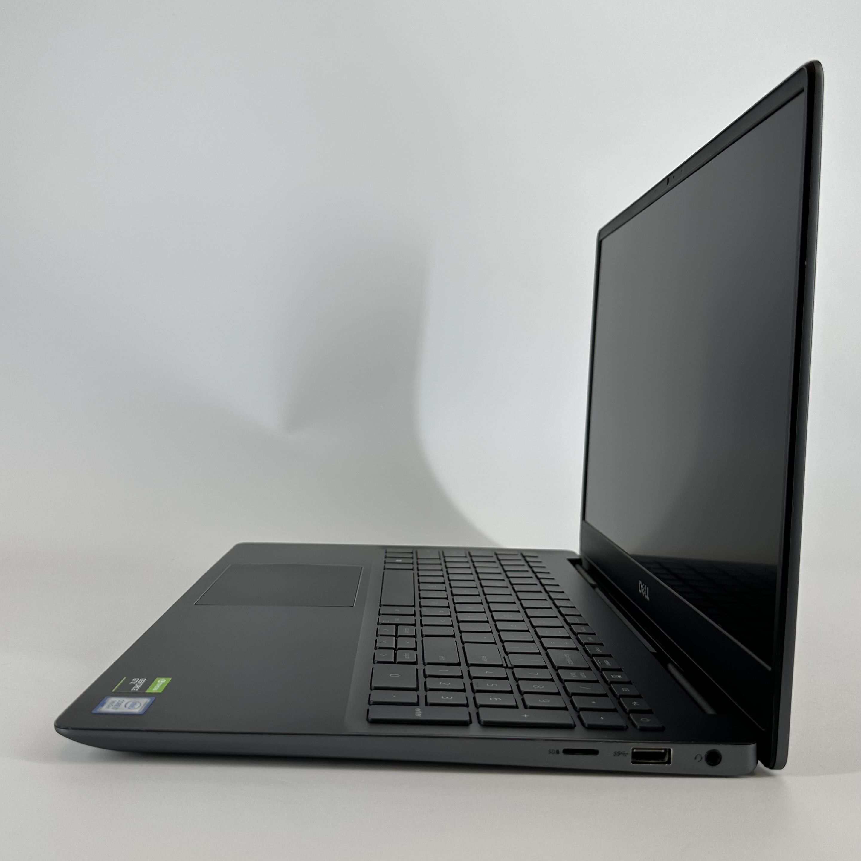 Dell Vostro 7590 15.6 Black 2.6 GHz Intel Core i7 9th Gen. 32GB RAM 512GB Solid State Drive NVIDIA GeForce GTX 1050 3 GB