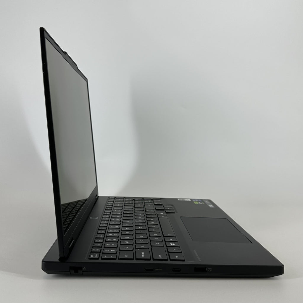 Lenovo Legion 5i Gen 10 15.1 Black 2.2 GHz Intel Core i9 14th Gen. 16GB RAM 1TB Solid State Drive NVIDIA GeForce RTX 5070 8 GB