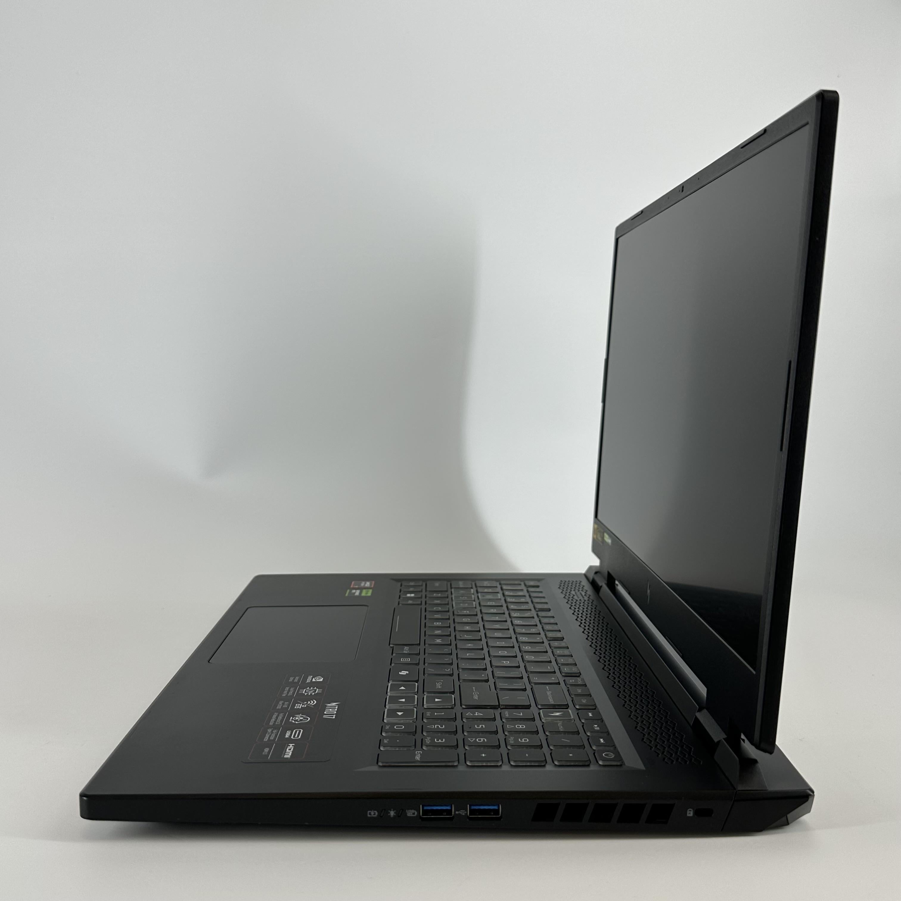 Acer Nitro 17 Black 3.8 GHz AMD Ryzen 7 8845HS 16GB RAM 1TB Solid State Drive NVIDIA GeForce RTX 4060 8 GB