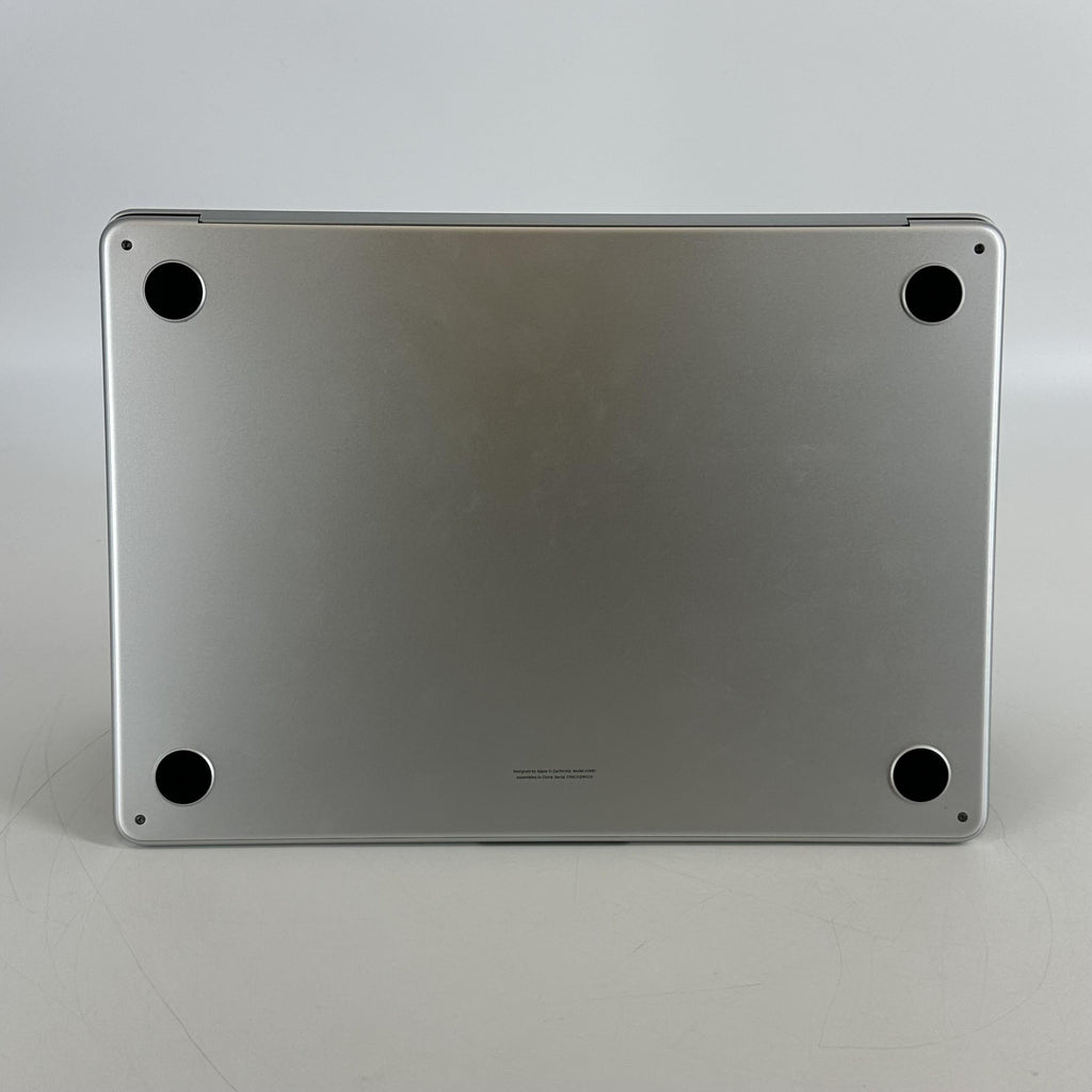 Apple MacBook Air 13 2022 Silver 3.49 GHz M2 8-Core CPU 8GB Unified Memory 256GB Solid State Drive 8-Core GPU