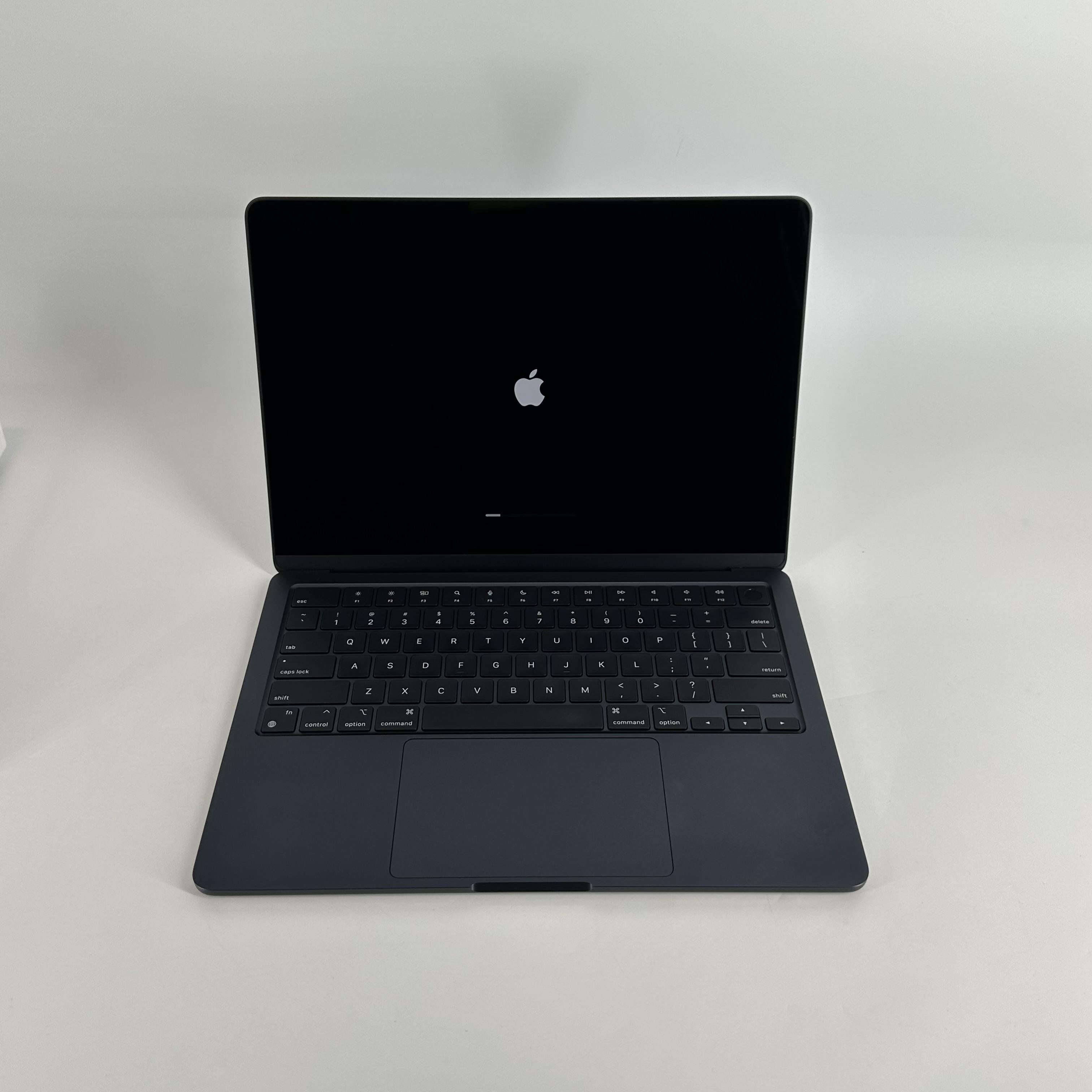 MacBook Air 13 2022 Blue 3.49 GHz M2 8-Core CPU 8GB Unified Memory 256GB Solid State Drive 8-Core GPU