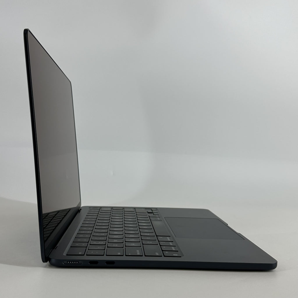 MacBook Air 13 2022 Blue 3.49 GHz M2 8-Core CPU 8GB Unified Memory 256GB Solid State Drive 8-Core GPU