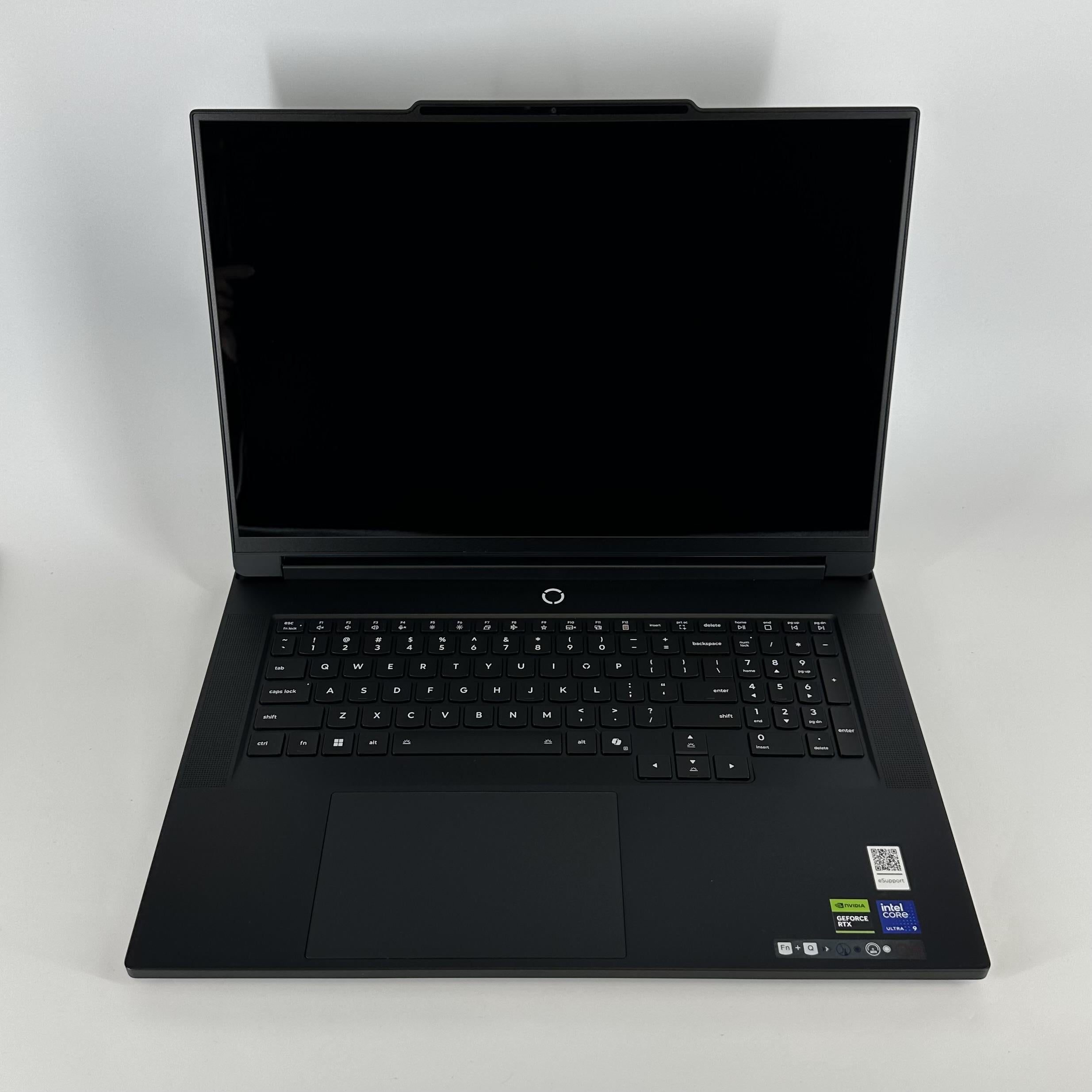 Lenovo Legion 9i Gen 10 16 Black 2.7 GHz Intel Core Ultra 9 Series 2 32GB RAM 1TB Solid State Drive NVIDIA GeForce RTX 5080 16 GB