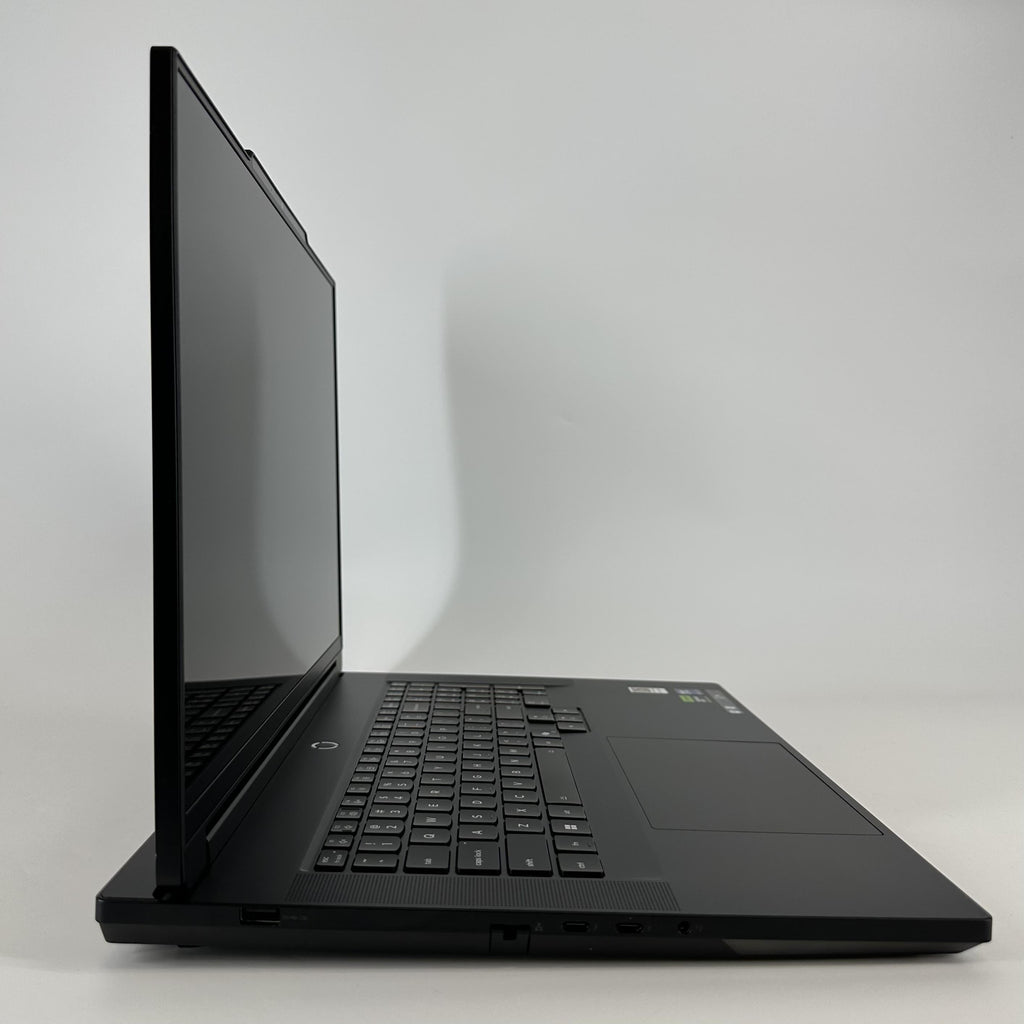 Lenovo Legion 9i Gen 10 16 Black 2.7 GHz Intel Core Ultra 9 Series 2 32GB RAM 1TB Solid State Drive NVIDIA GeForce RTX 5080 16 GB