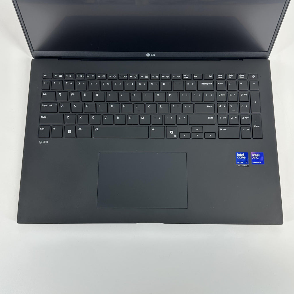 LG Gram Pro 17 Black 2.2 GHz Intel Core Ultra 7 Series 2 32GB RAM 1TB Solid State Drive 1TB Solid State Drive