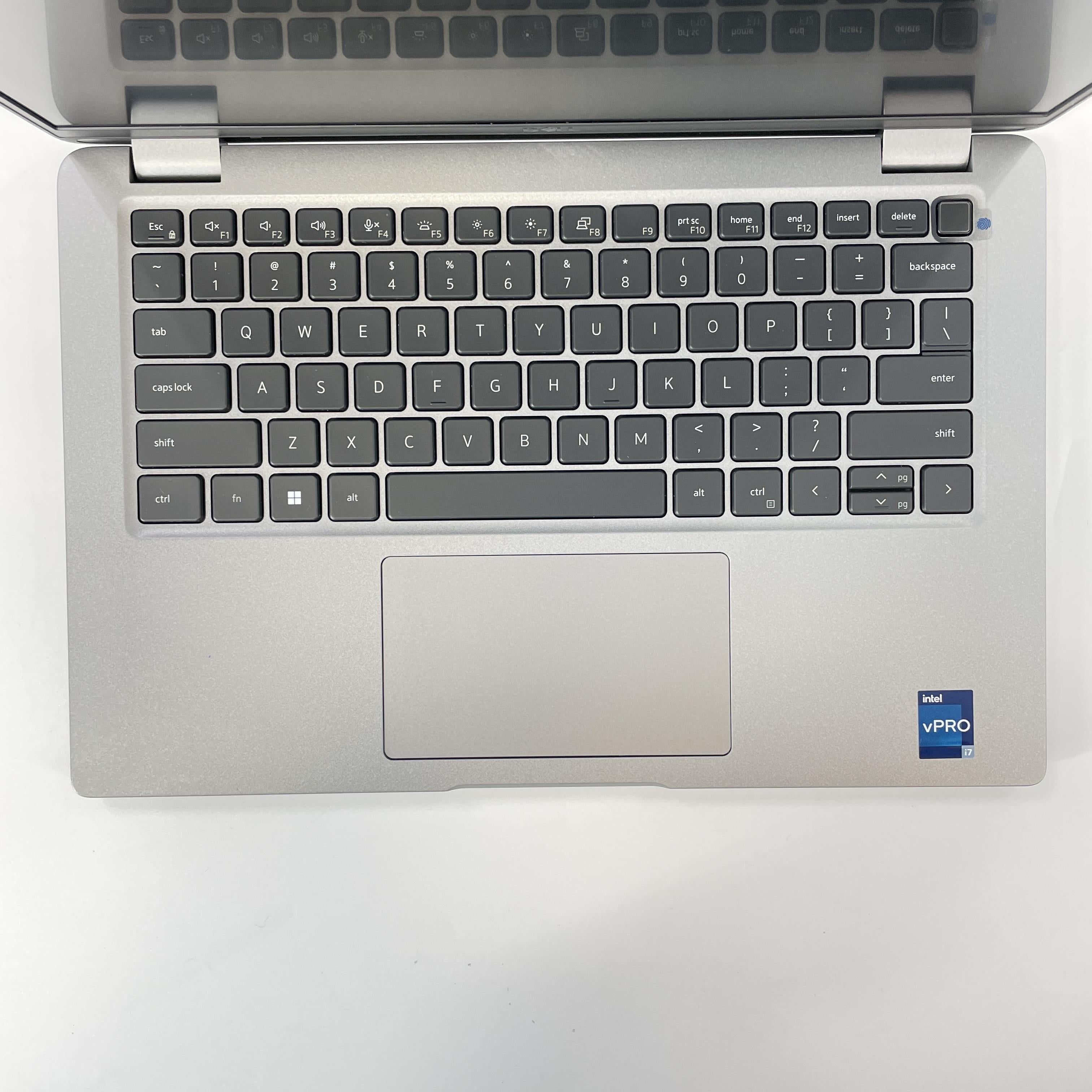 Dell Latitude 5440 14 Gray 1.8 GHz Intel Core i7 13th Gen. 16GB RAM 512GB Solid State Drive