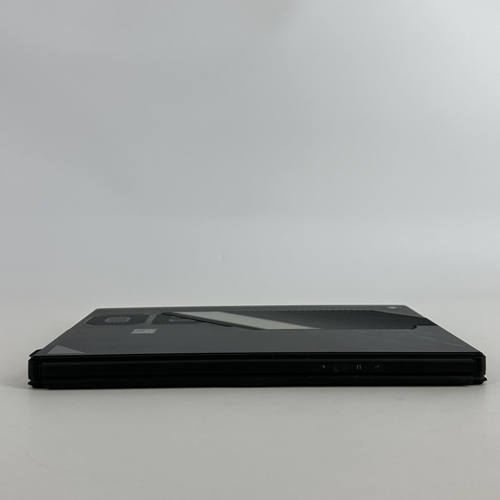 Asus ROG Flow Z13 GZ302 13.4 Black 3.0 GHz AMD Ryzen AI MAX+ 395 64GB RAM 1TB Solid State Drive
