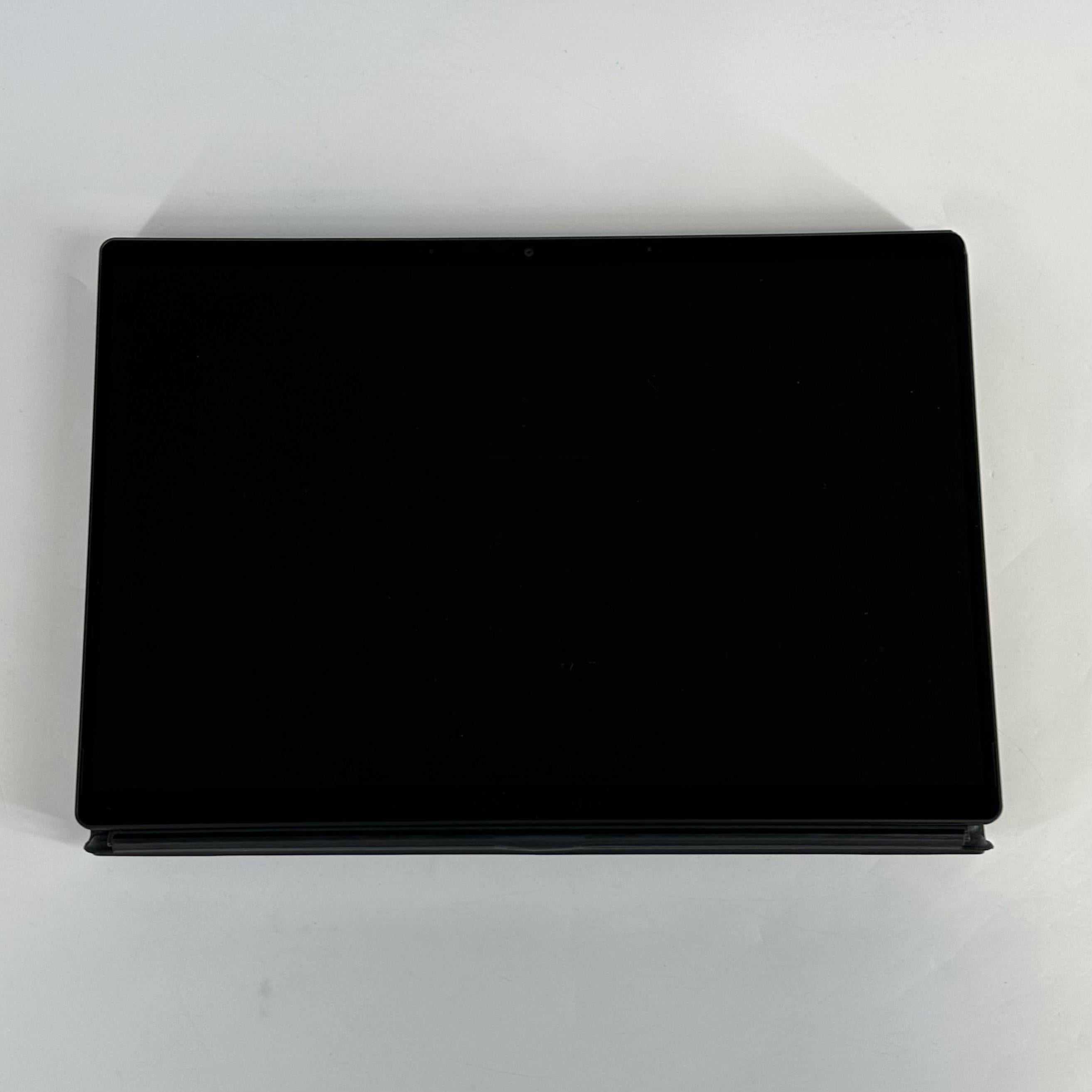 Asus ROG Flow Z13 GZ302 13.4 Black 3.0 GHz AMD Ryzen AI MAX+ 395 64GB RAM 1TB Solid State Drive