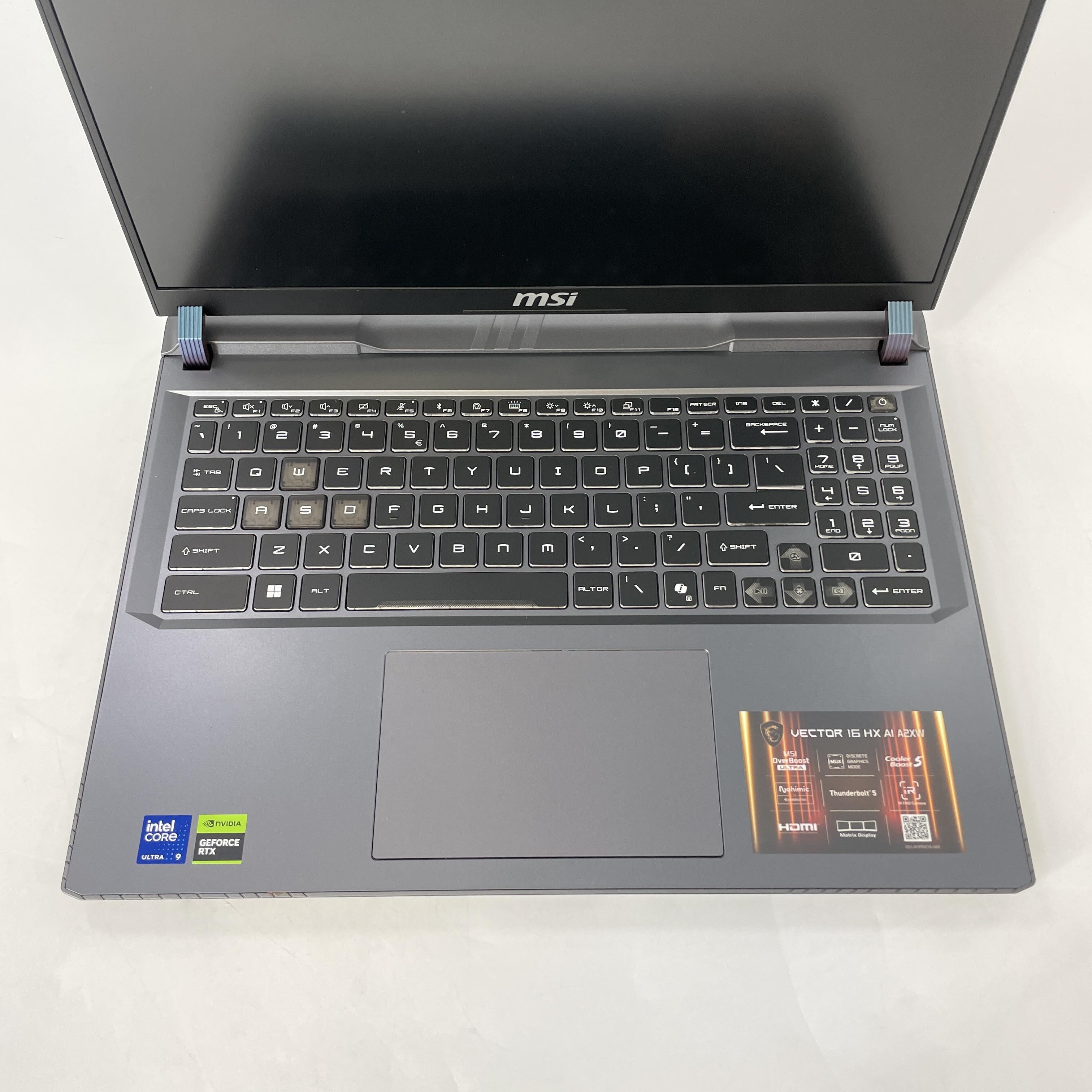 MSI Vector 16 HX AI 16 Black 2.7 GHz Intel Core Ultra 9 Series 2 32GB RAM 1TB Solid State Drive NVIDIA GeForce RTX 5070 8 GB