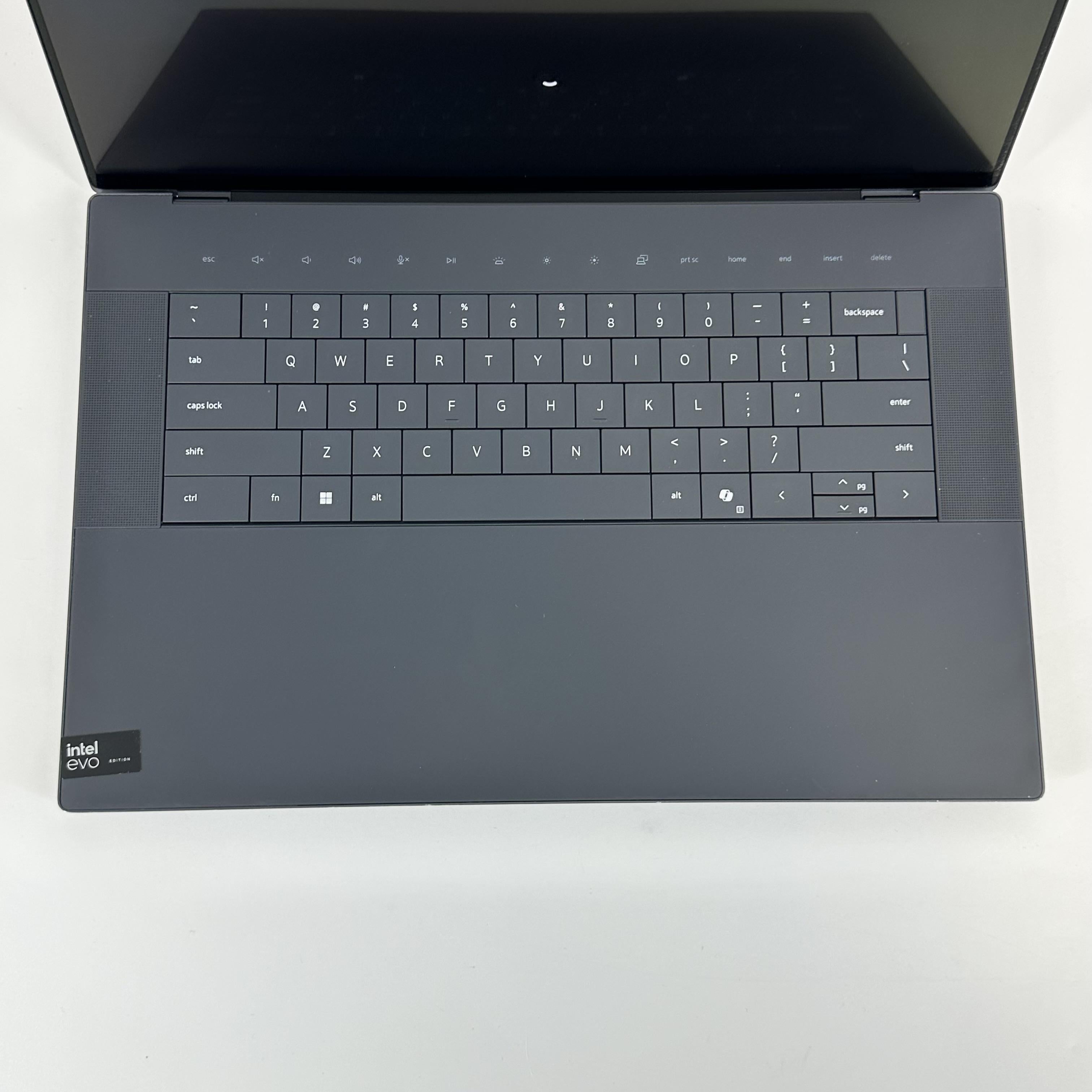 Dell XPS 16 9640 Graphite 3.8 GHz Intel Core Ultra 7 32GB RAM 1TB Solid State Drive NVIDIA GeForce RTX 4060 8 GB