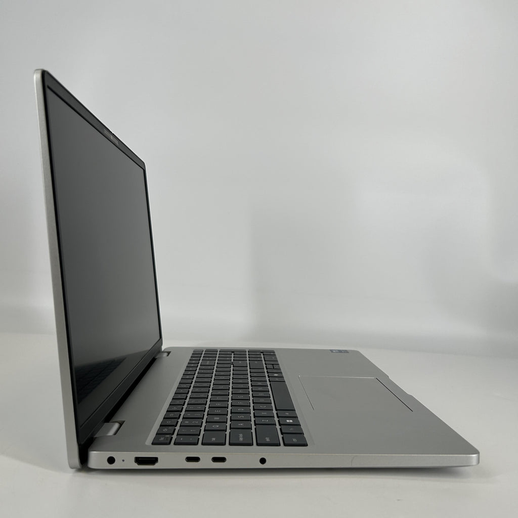 Dell Pro 16 PC16250 Platinum Silver 2.0 GHz Intel Core Ultra 5 Series 2 16GB RAM 256GB Solid State Drive
