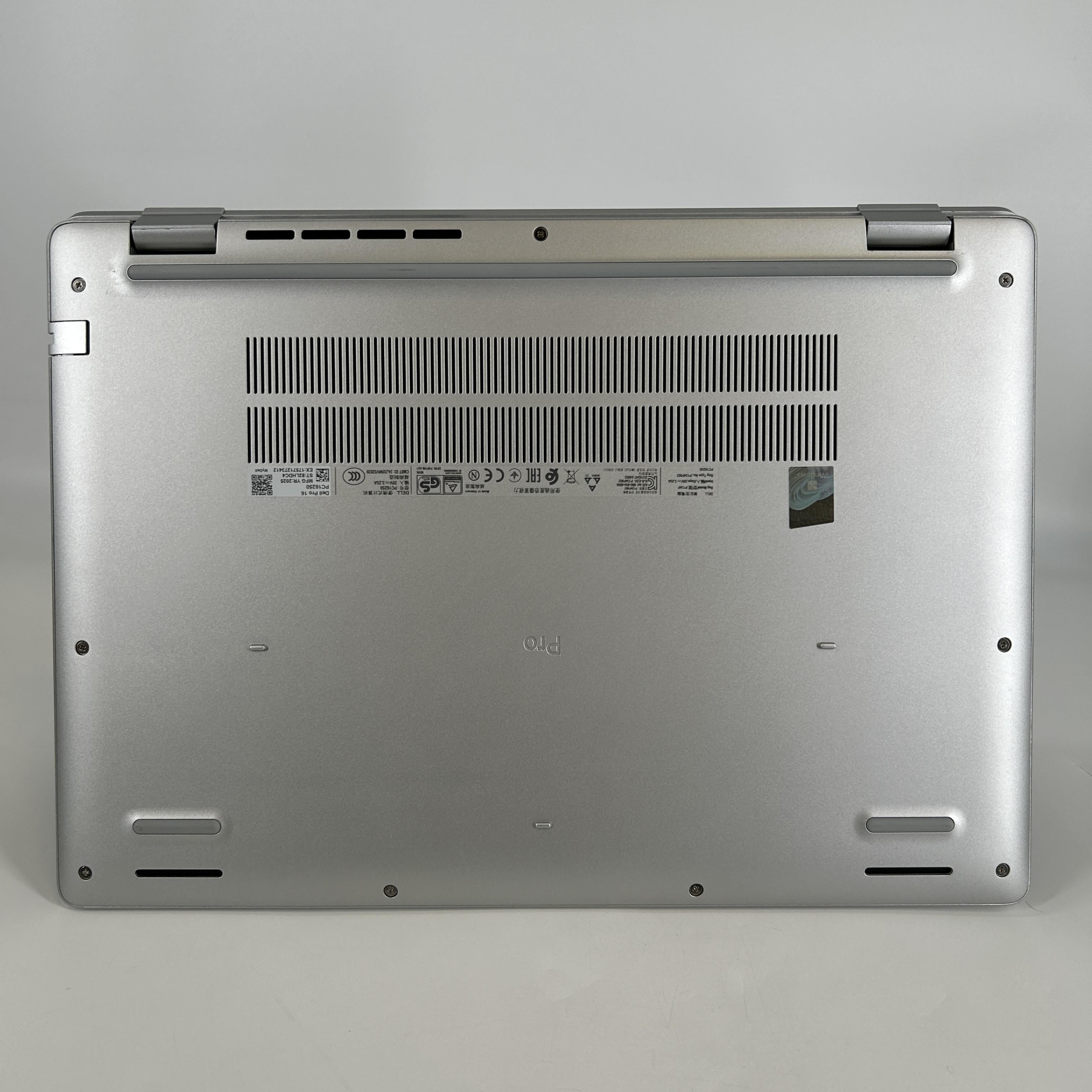 Dell Pro 16 PC16250 Platinum Silver 2.0 GHz Intel Core Ultra 5 Series 2 16GB RAM 256GB Solid State Drive