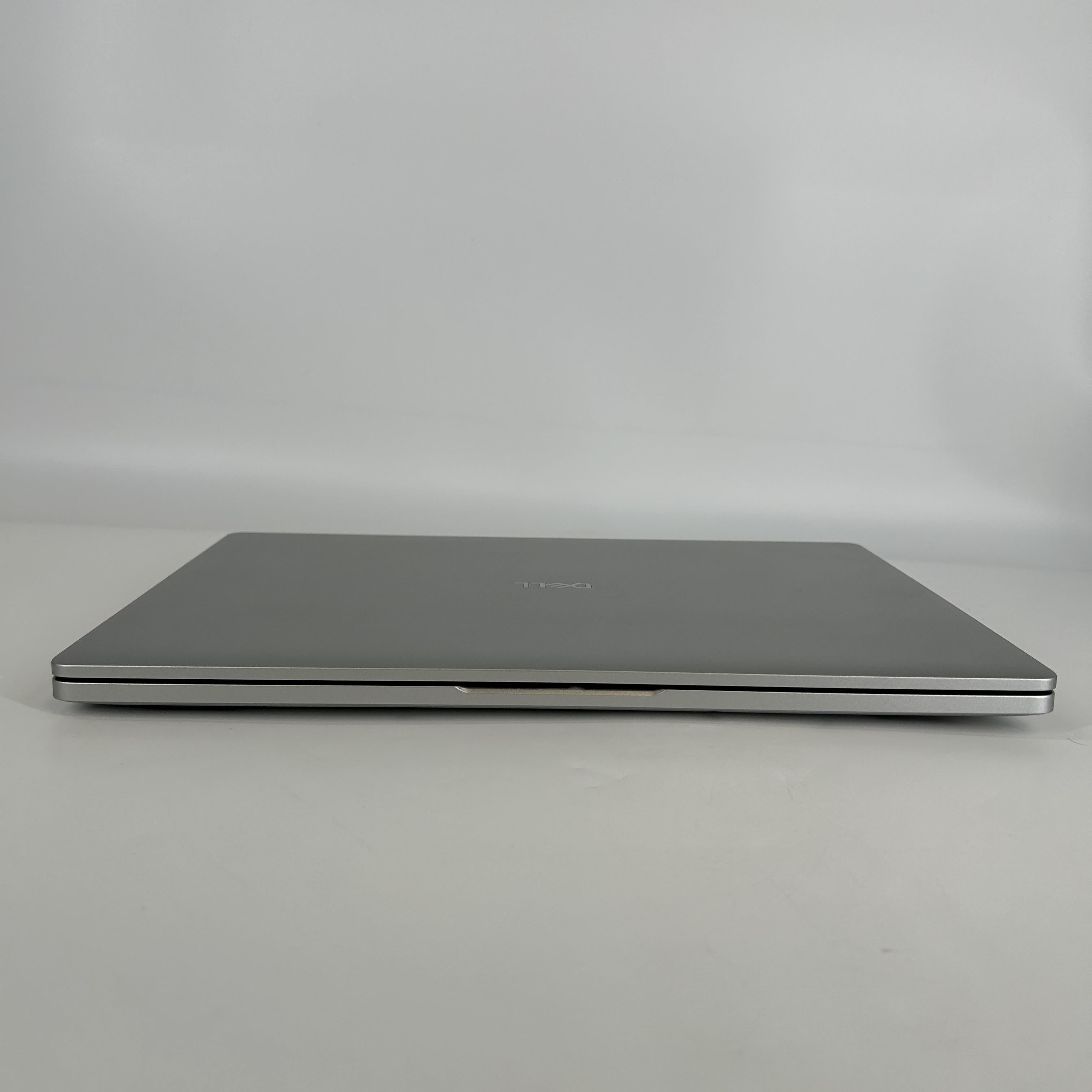 Dell Pro 16 PC16250 Platinum Silver 2.0 GHz Intel Core Ultra 5 Series 2 16GB RAM 256GB Solid State Drive