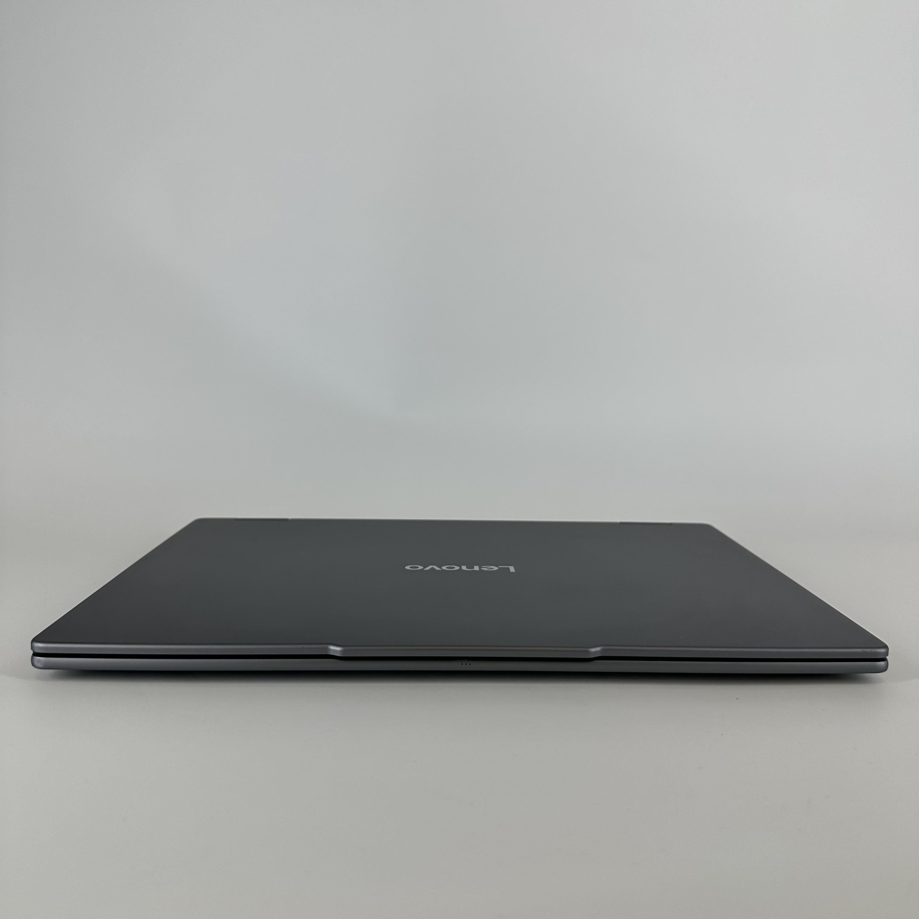 Lenovo Yoga 7i 16 Gray 2.1 GHz Intel Core Ultra 5 Series 2 16GB RAM 512GB Solid State Drive