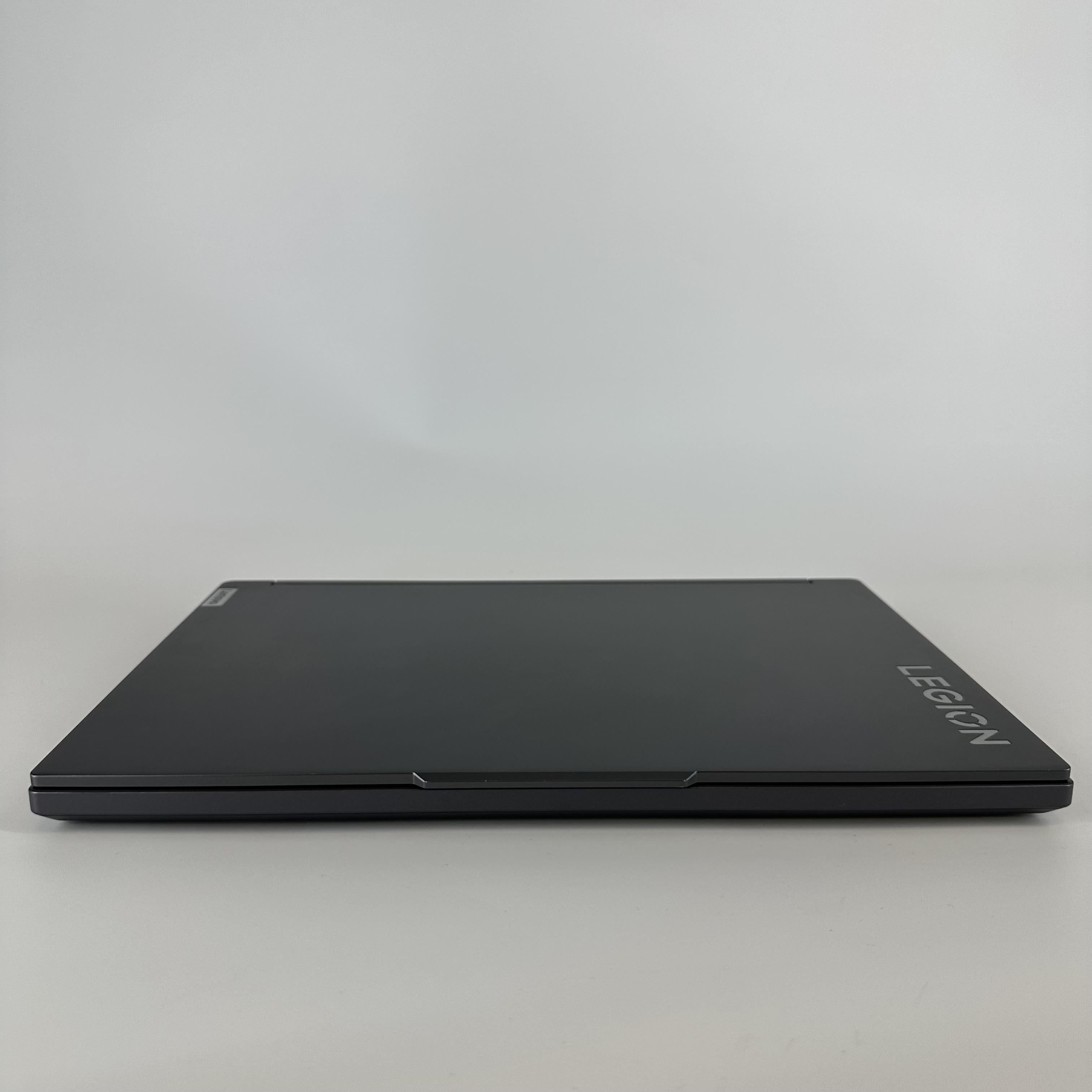 Lenovo Legion Slim 5 Gen 8 16 Gray 4.3 GHz AMD Ryzen 5 7640HS 16GB RAM 512GB Solid State Drive NVIDIA GeForce RTX 4060 8 GB