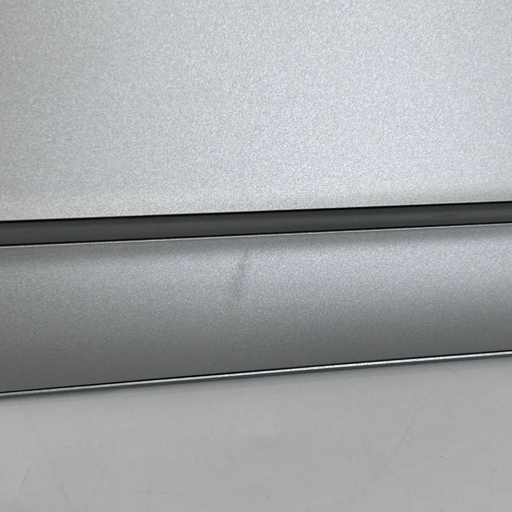 Dell Latitude 7650 16 Gray 2.1 GHz Intel Core Ultra 7 32GB RAM 1TB Solid State Drive
