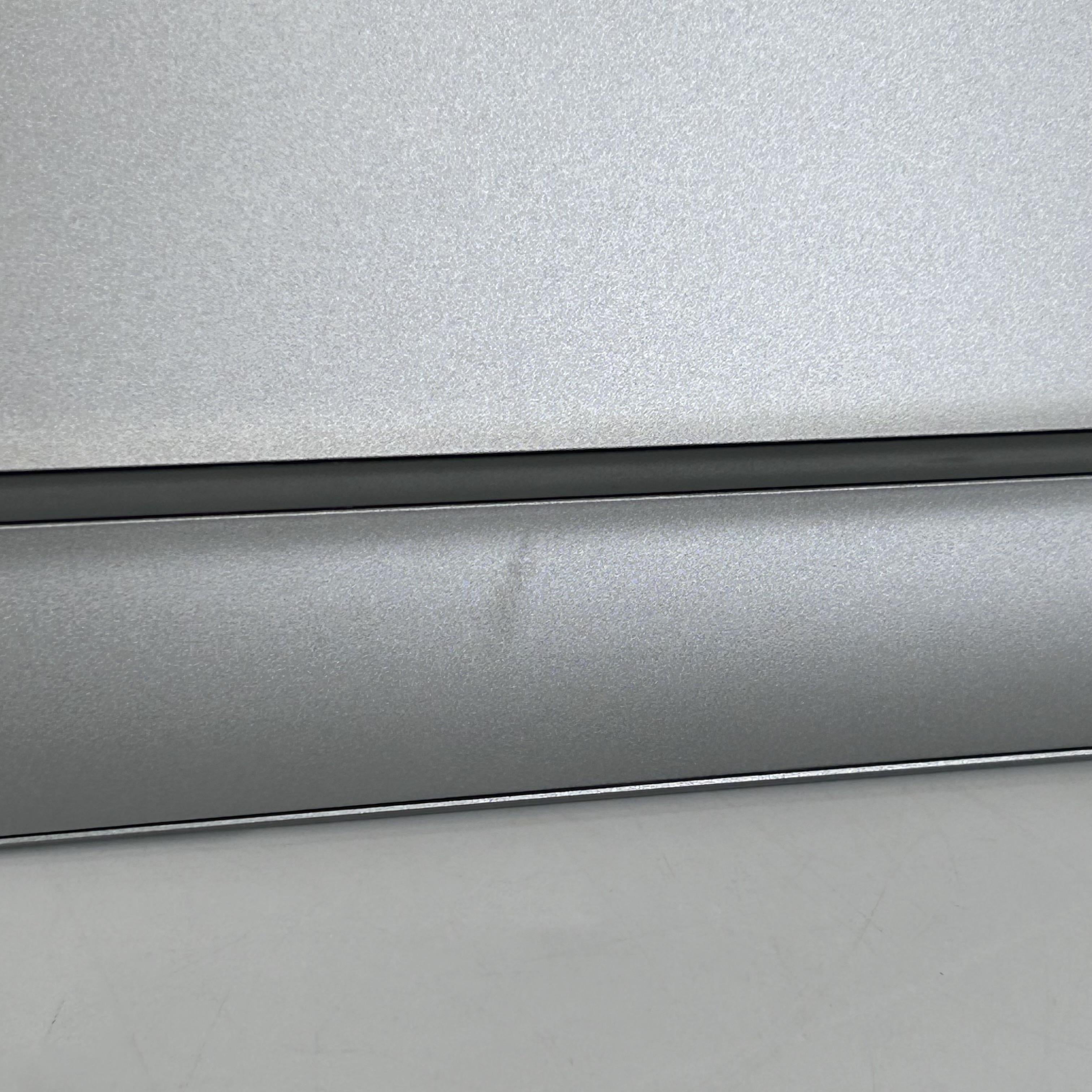 Dell Latitude 7650 16 Gray 2.1 GHz Intel Core Ultra 7 32GB RAM 1TB Solid State Drive