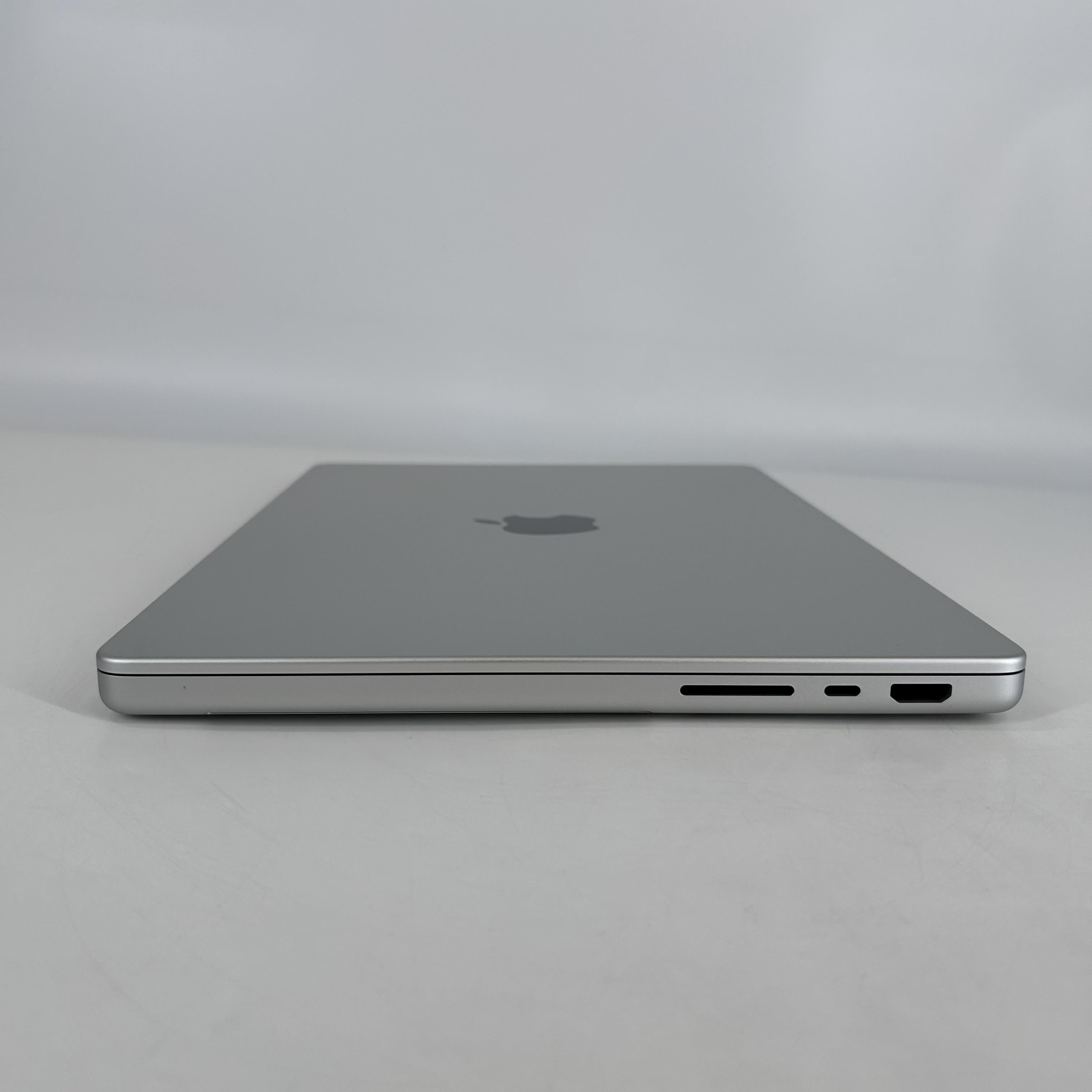 Apple MacBook Pro 14 2025 Silver M5 10-Core CPU 16GB Unified Memory 512GB Solid State Drive 10-Core GPU