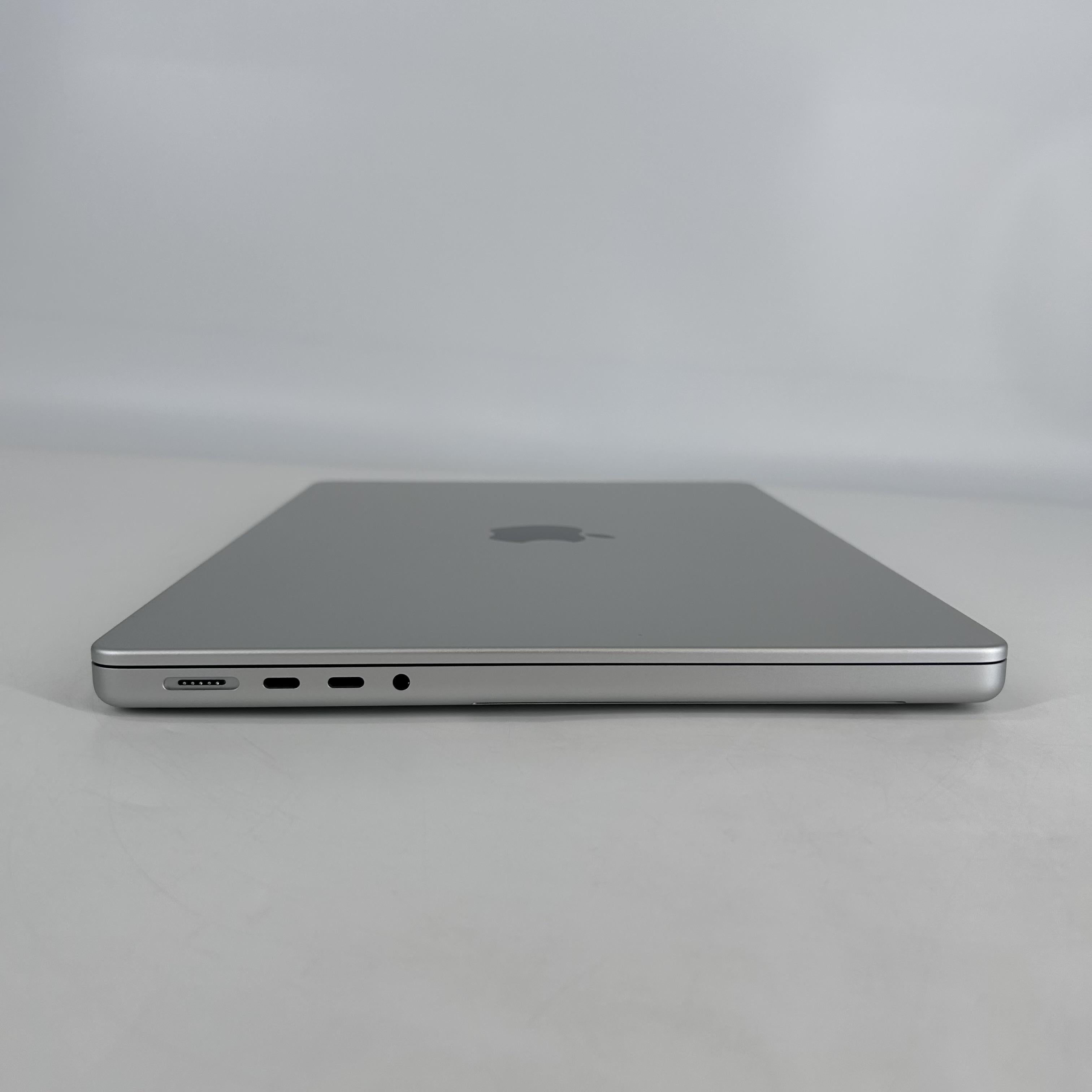 Apple MacBook Pro 14 2025 Silver M5 10-Core CPU 16GB Unified Memory 512GB Solid State Drive 10-Core GPU
