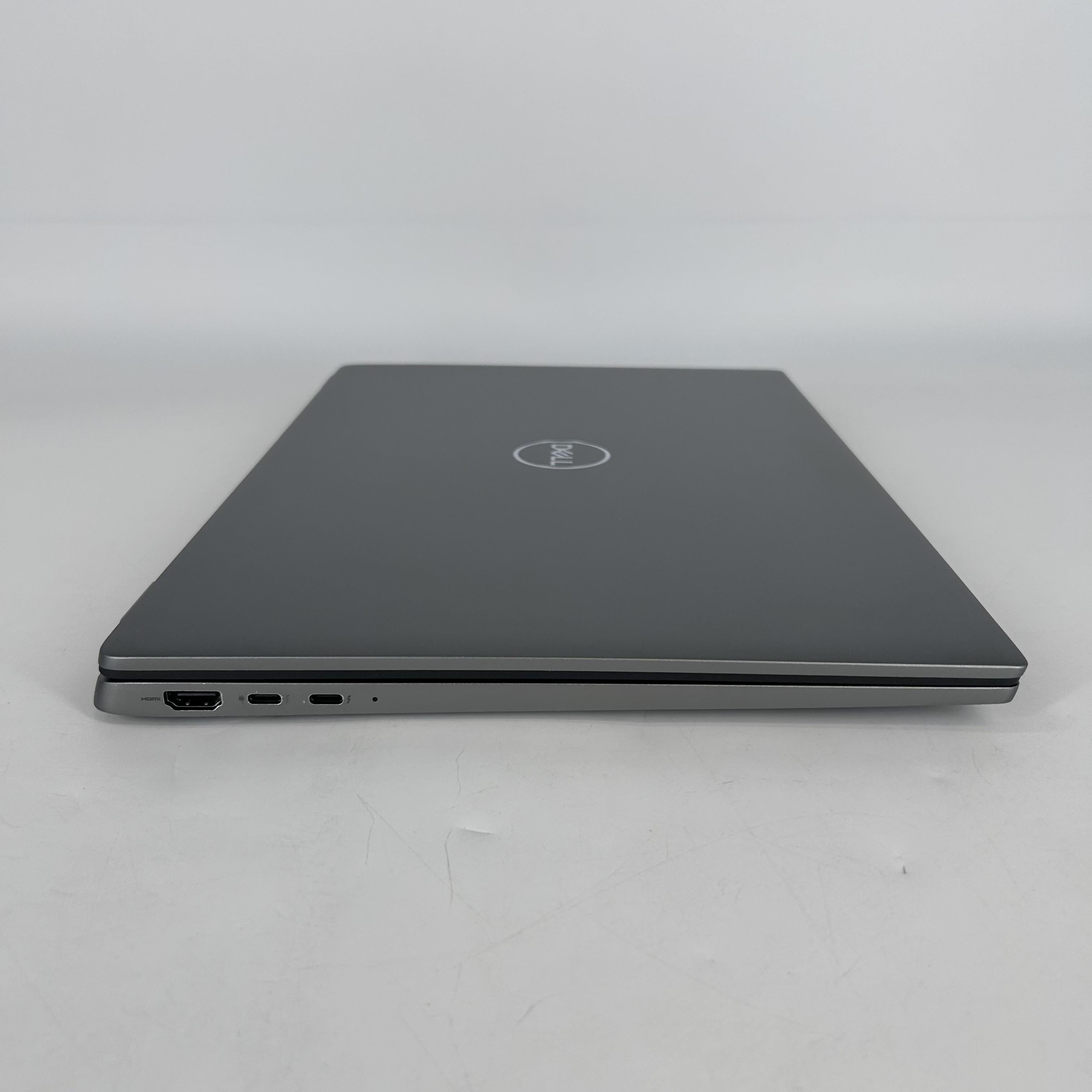 Dell Latitude 7650 16 Gray 2.1 GHz Intel Core Ultra 7 32GB RAM 1TB Solid State Drive