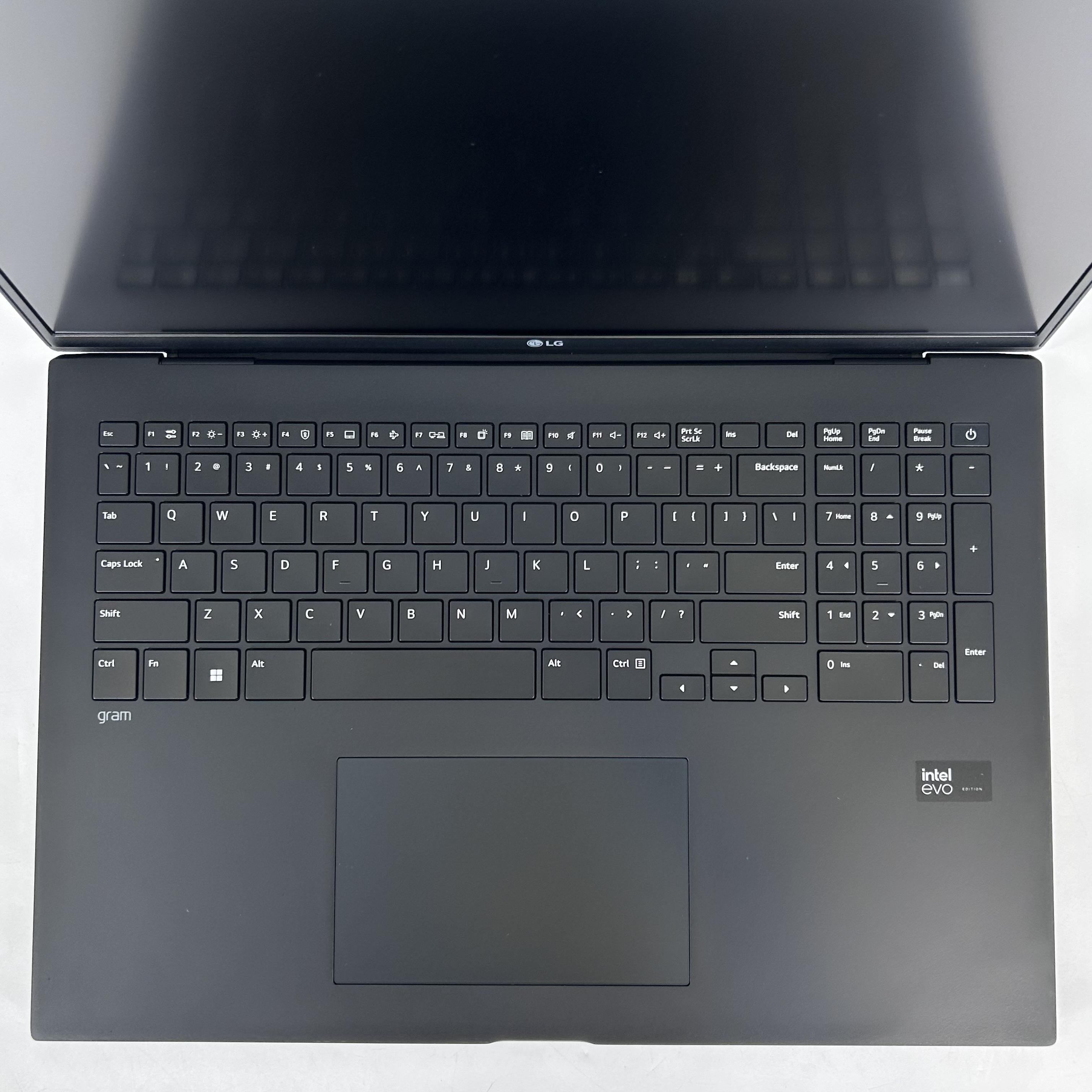 LG Gram 17 Black 3.8 GHz Intel Core Ultra 7 16GB RAM 1TB Solid State Drive