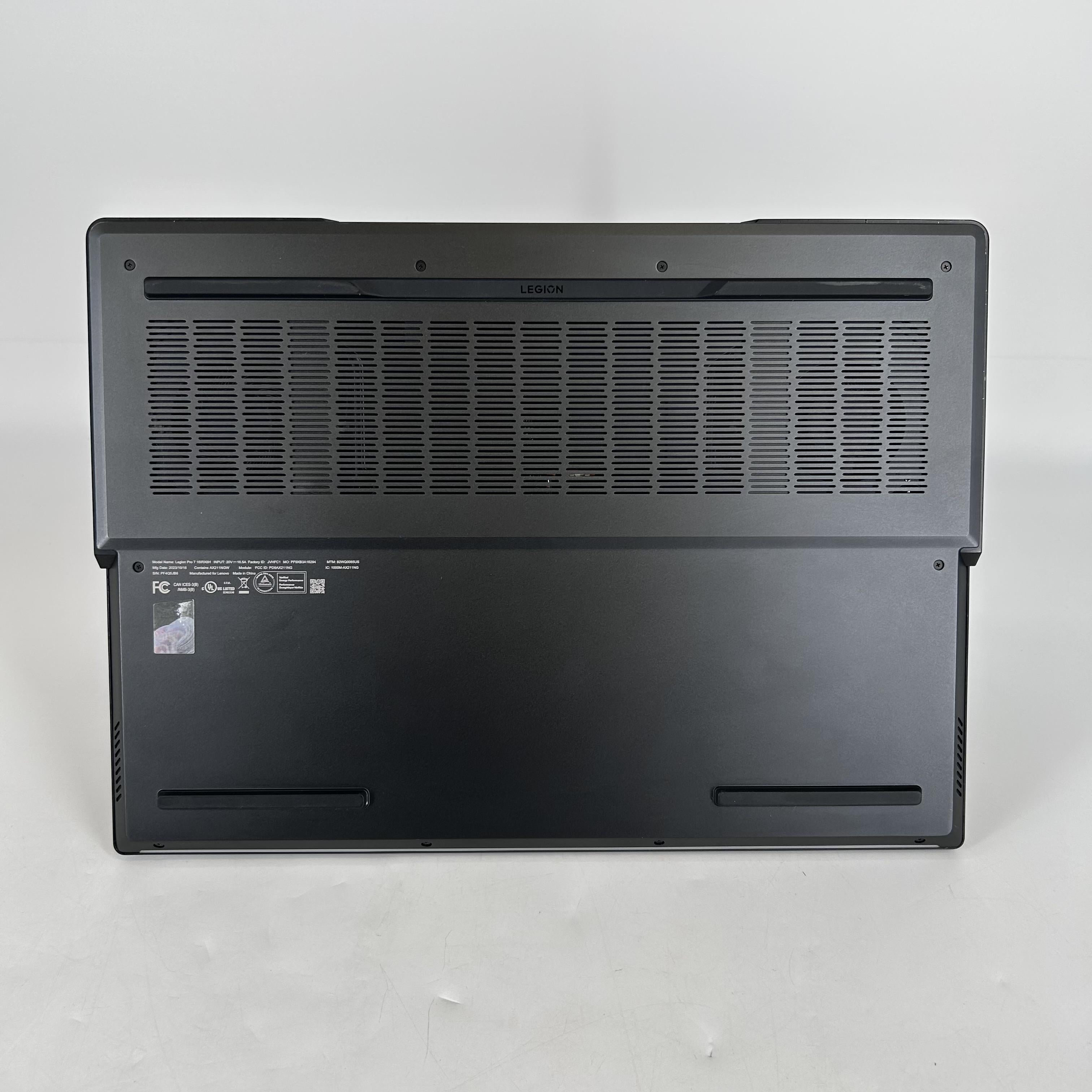 Lenovo Legion Pro 7i Gen 8 16 Black 2.2 GHz Intel Core i9 13th Gen. 32GB RAM 1TB Solid State Drive NVIDIA GeForce RTX 4080 12 GB