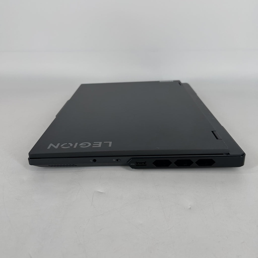 Lenovo Legion Pro 7i Gen 8 16 Black 2.2 GHz Intel Core i9 13th Gen. 32GB RAM 1TB Solid State Drive NVIDIA GeForce RTX 4080 12 GB
