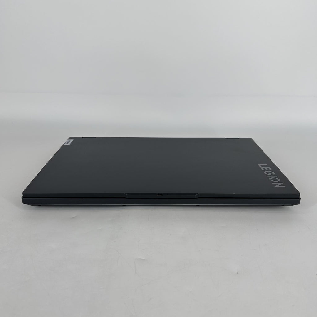 Lenovo Legion Pro 7i Gen 8 16 Black 2.2 GHz Intel Core i9 13th Gen. 32GB RAM 1TB Solid State Drive NVIDIA GeForce RTX 4080 12 GB