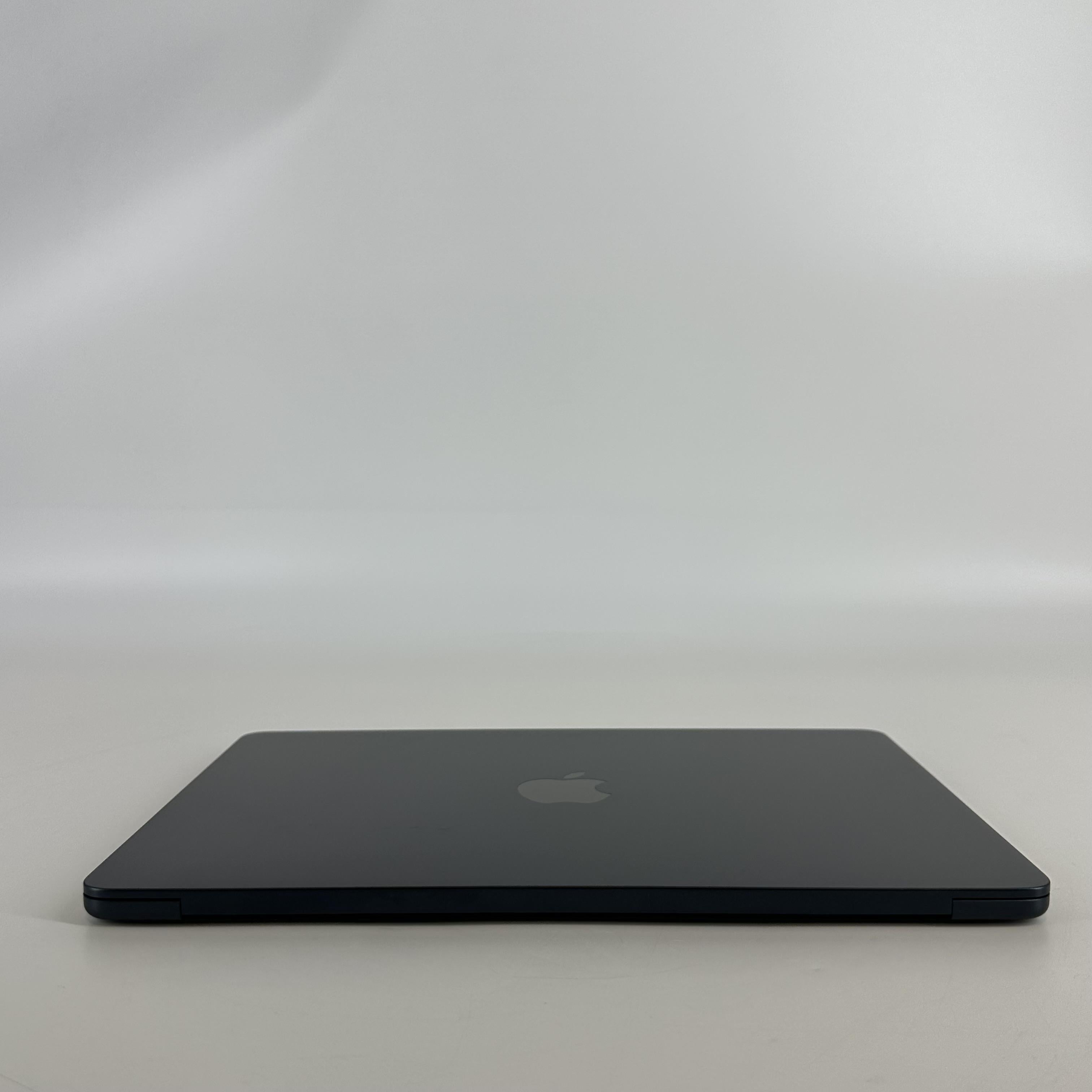 Apple MacBook Air 13 2022 Blue 3.49 GHz M2 8-Core CPU 8GB Unified Memory 256GB Solid State Drive 8-Core GPU
