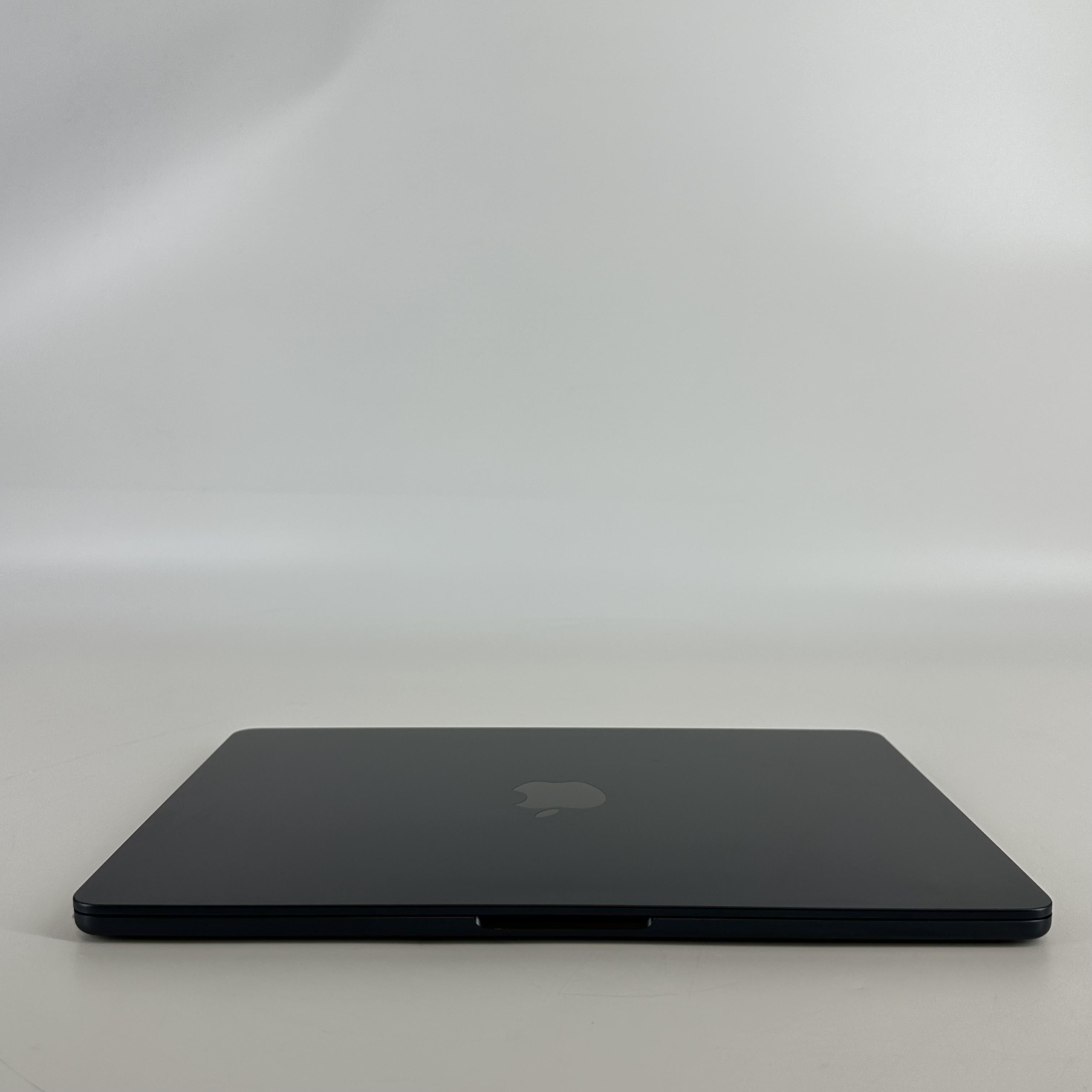 Apple MacBook Air 13 2022 Blue 3.49 GHz M2 8-Core CPU 8GB Unified Memory 256GB Solid State Drive 8-Core GPU